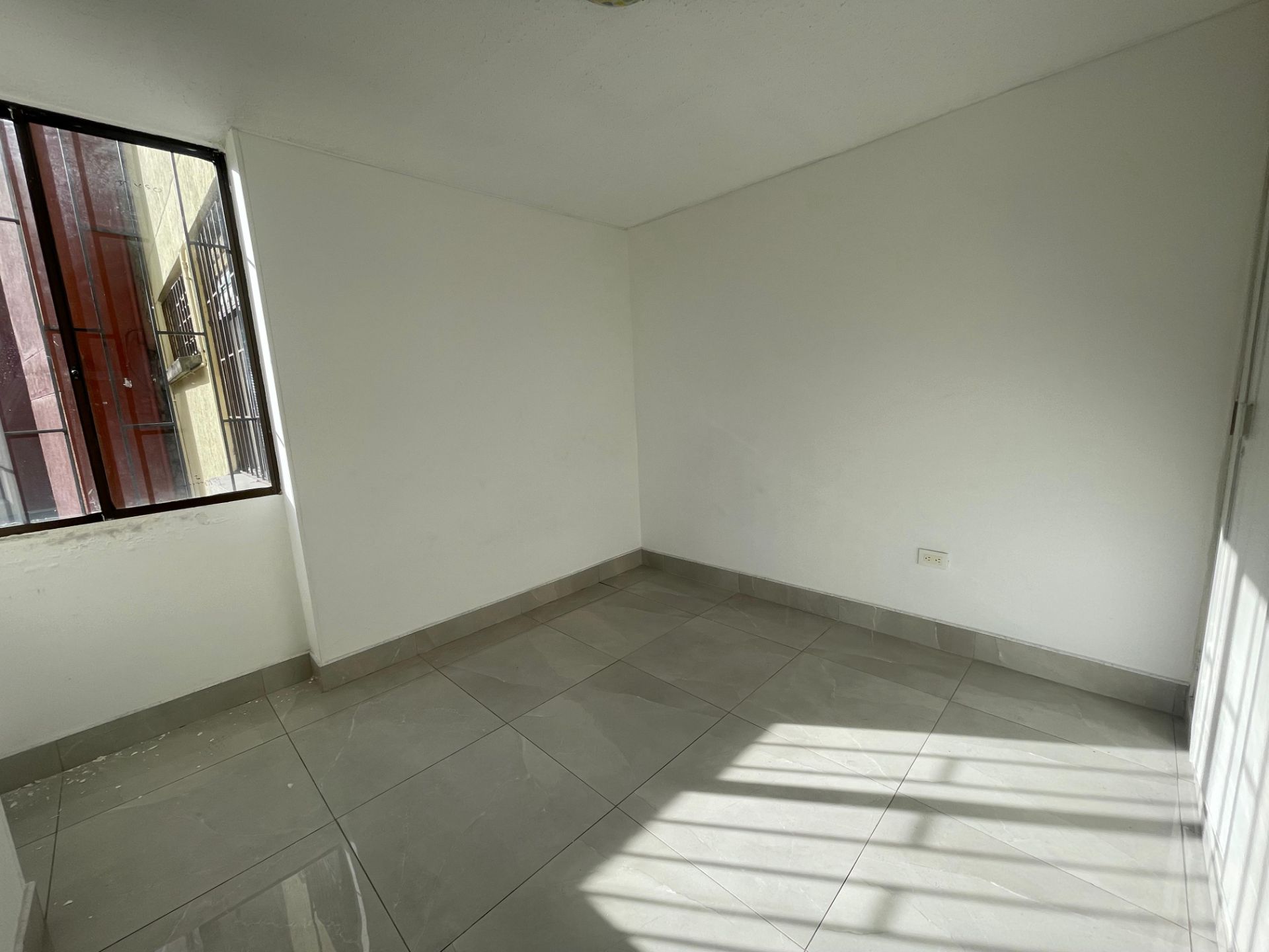 15. EDIFICIO SAN REMO (20).jpeg