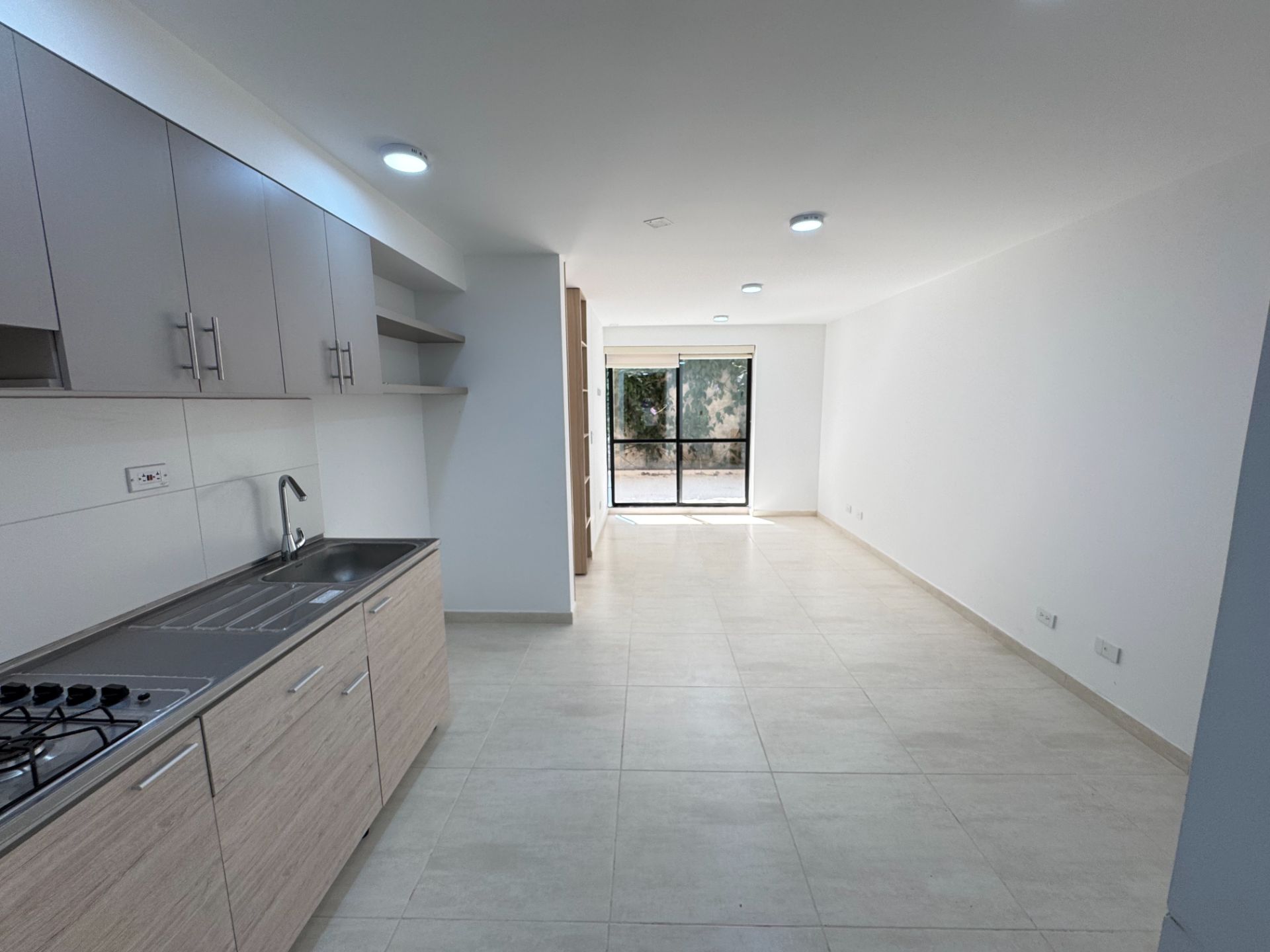 HITO 18 APARTAMENTO 103 (1).jpg