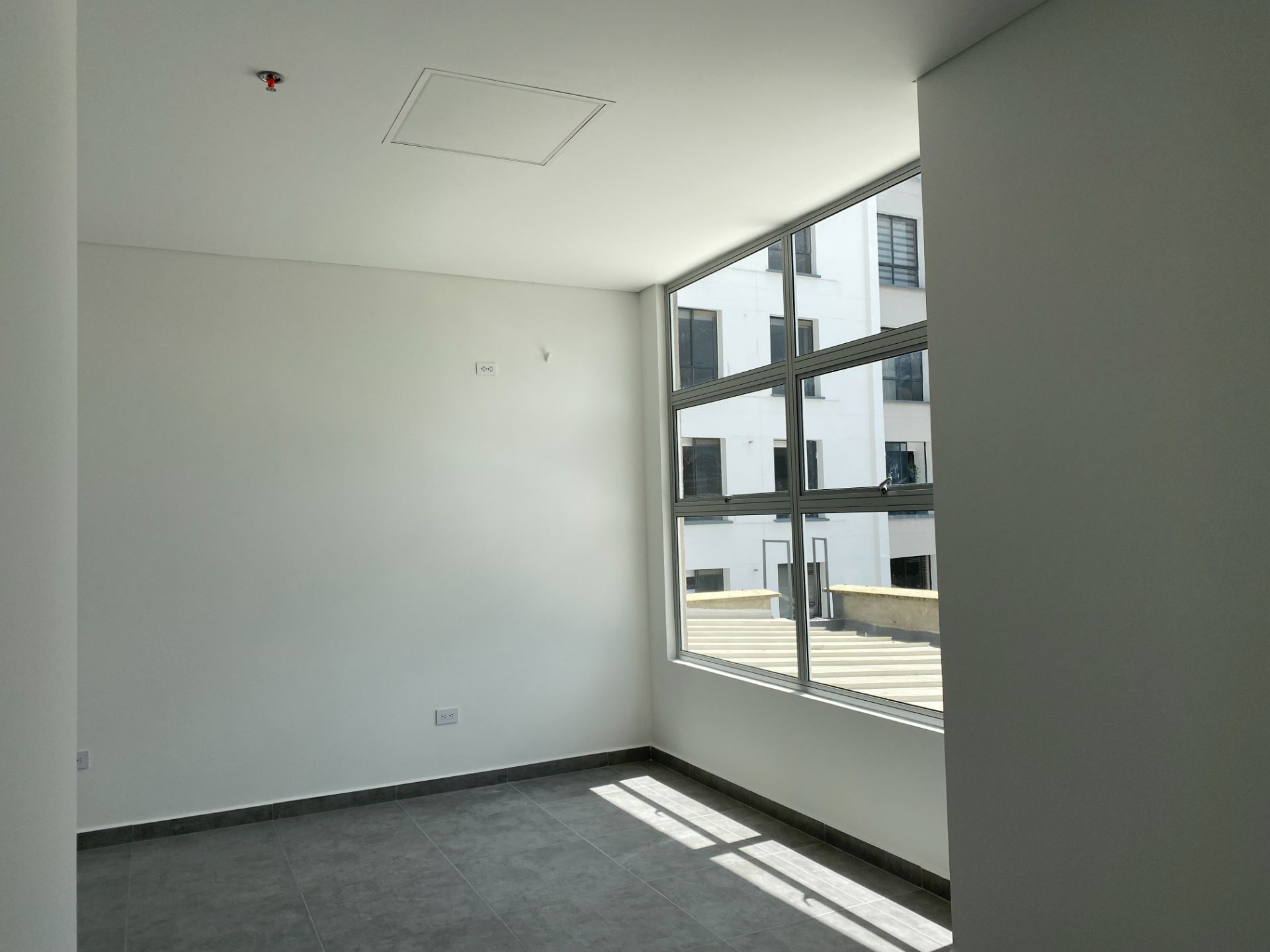 2. CONSULTORIO (7).JPG