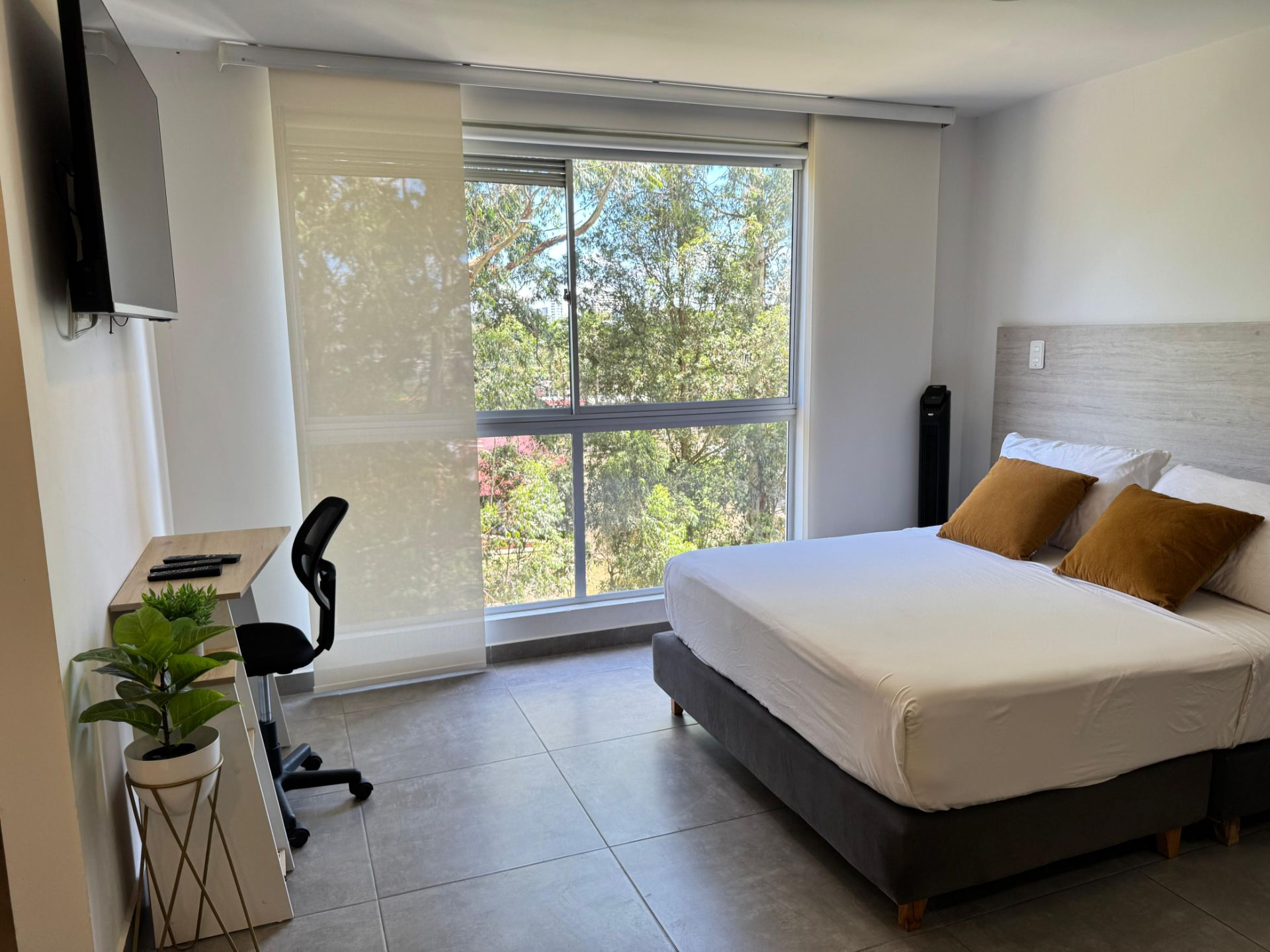 hermoso apartaestudio ave centenario alquiler mensual (40).jpg