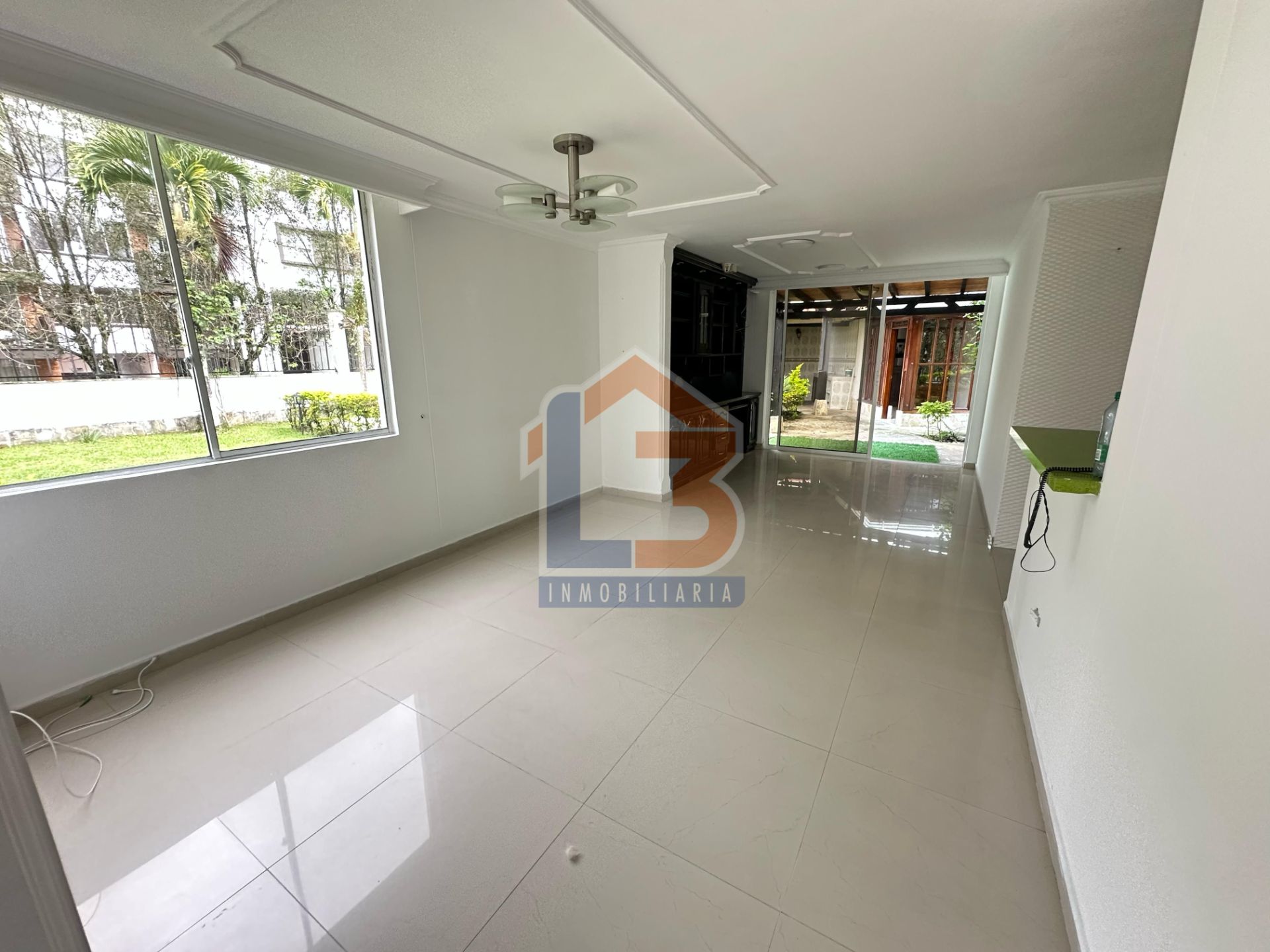 SE VENDE CASA AV. 19 NORTE  6..jpg
