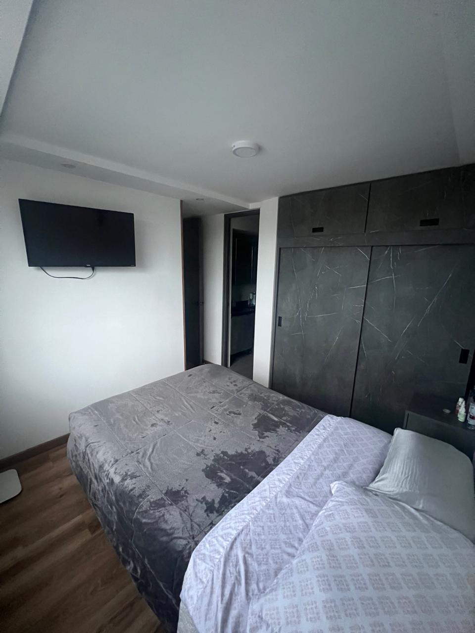 SE VENDE APTO BOGOTA (28).jpg