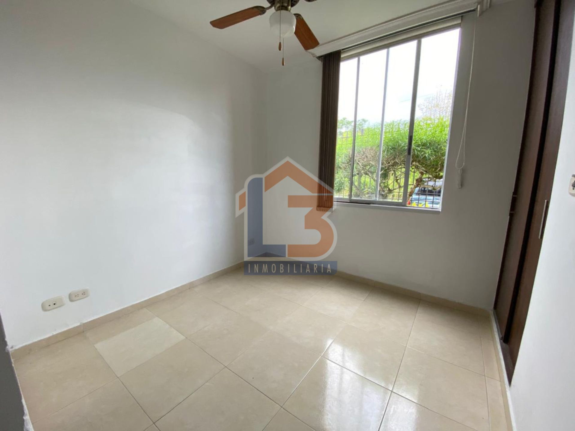 SE VENDE APTO EN LA SALIDA A TEBAIDA  (7).jpg
