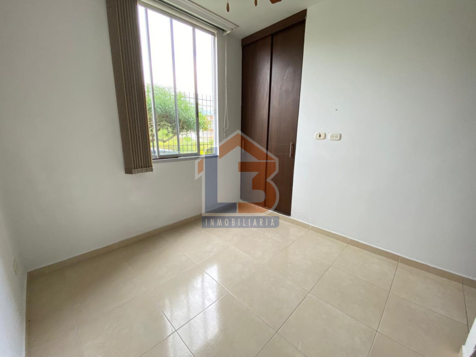 SE VENDE APTO EN LA SALIDA A TEBAIDA  (8).jpg
