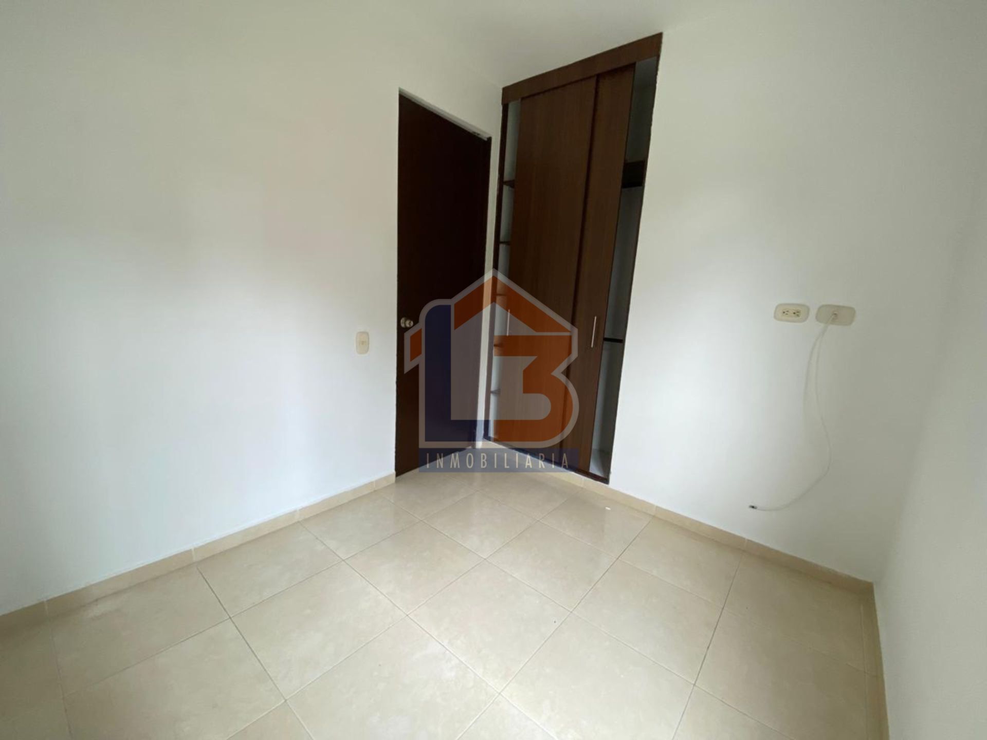 SE VENDE APTO EN LA SALIDA A TEBAIDA  (13).jpg