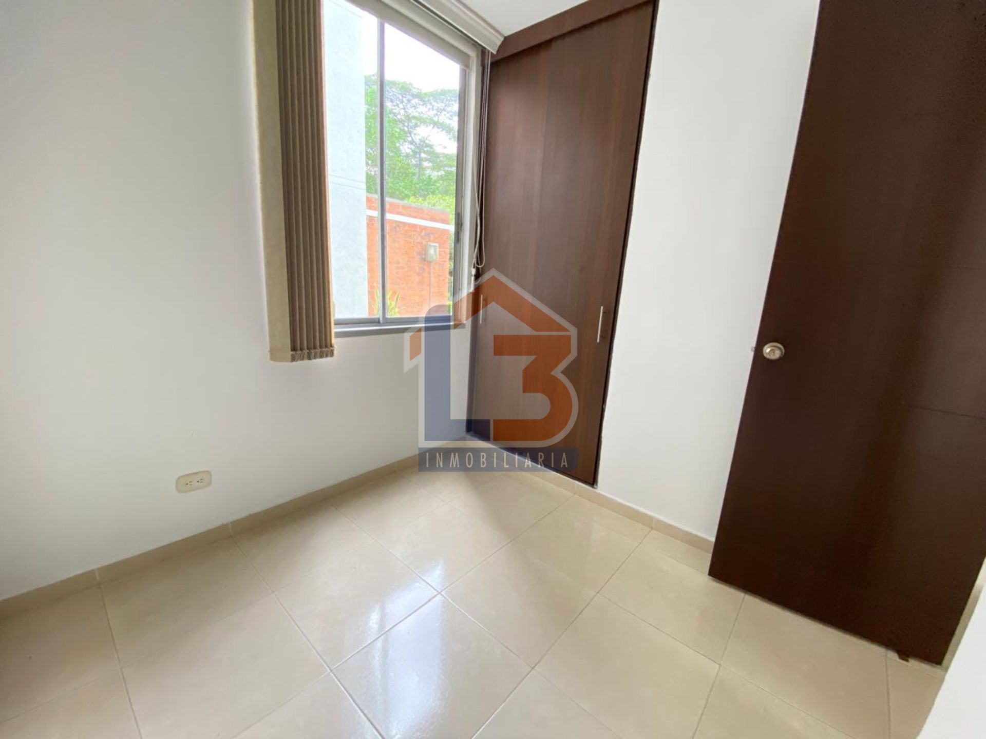 SE VENDE APTO EN LA SALIDA A TEBAIDA  (12).jpg