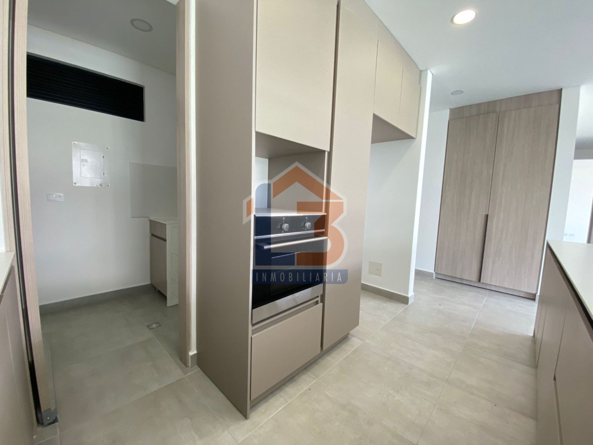 SE VENDE APTO EN EL CAIMO (11).jpg