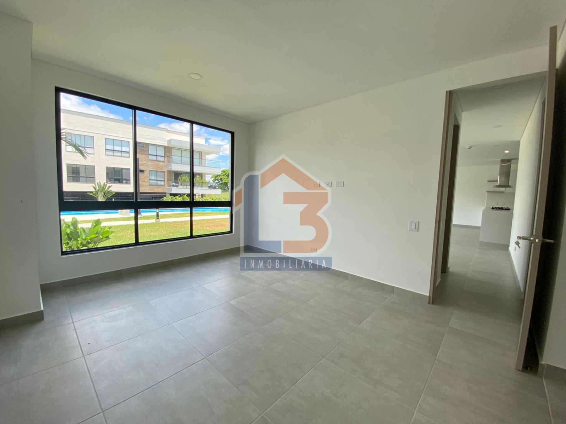 SE VENDE APTO EN EL CAIMO (12).jpg