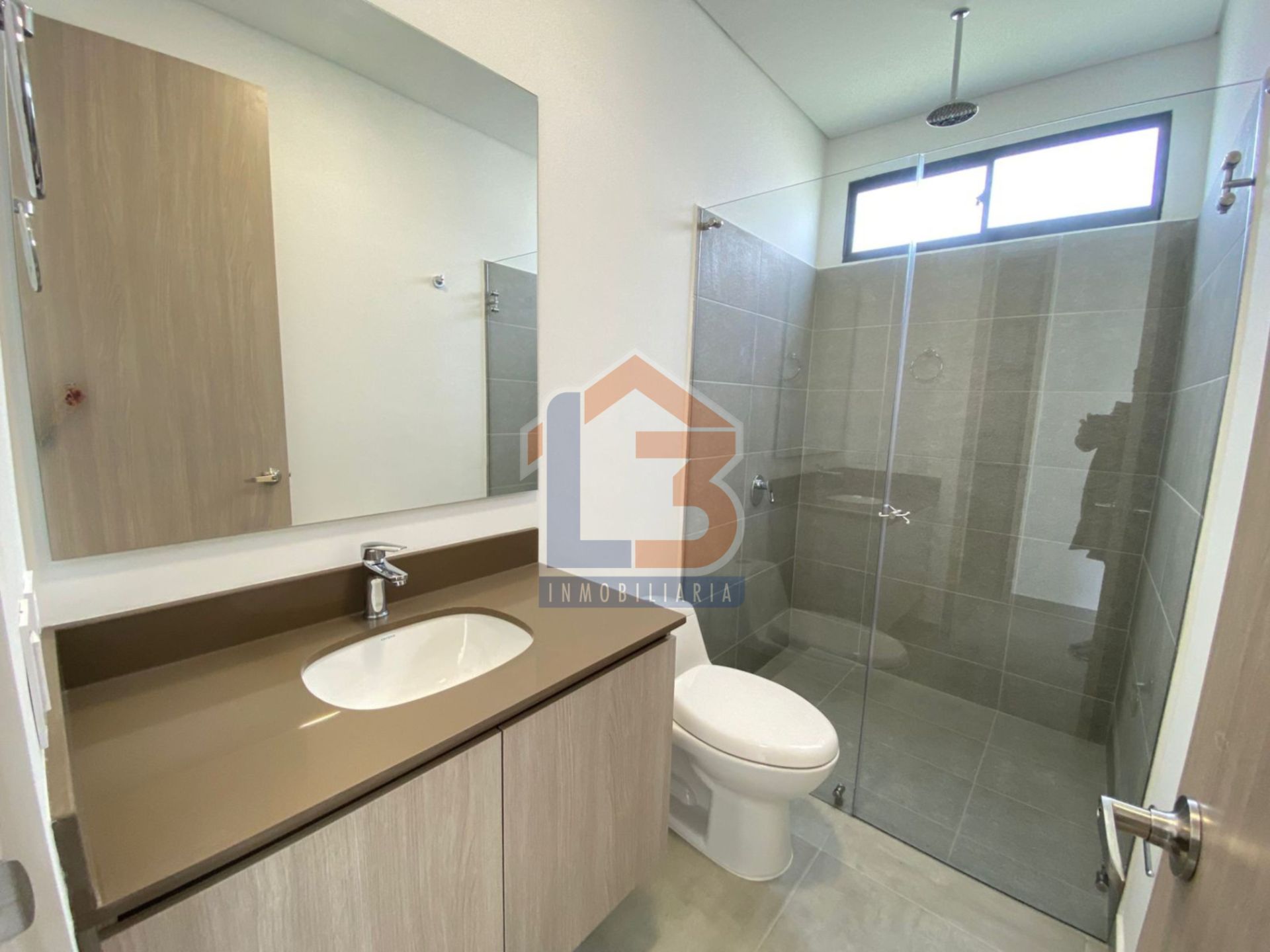 SE VENDE APTO EN EL CAIMO (19).jpg