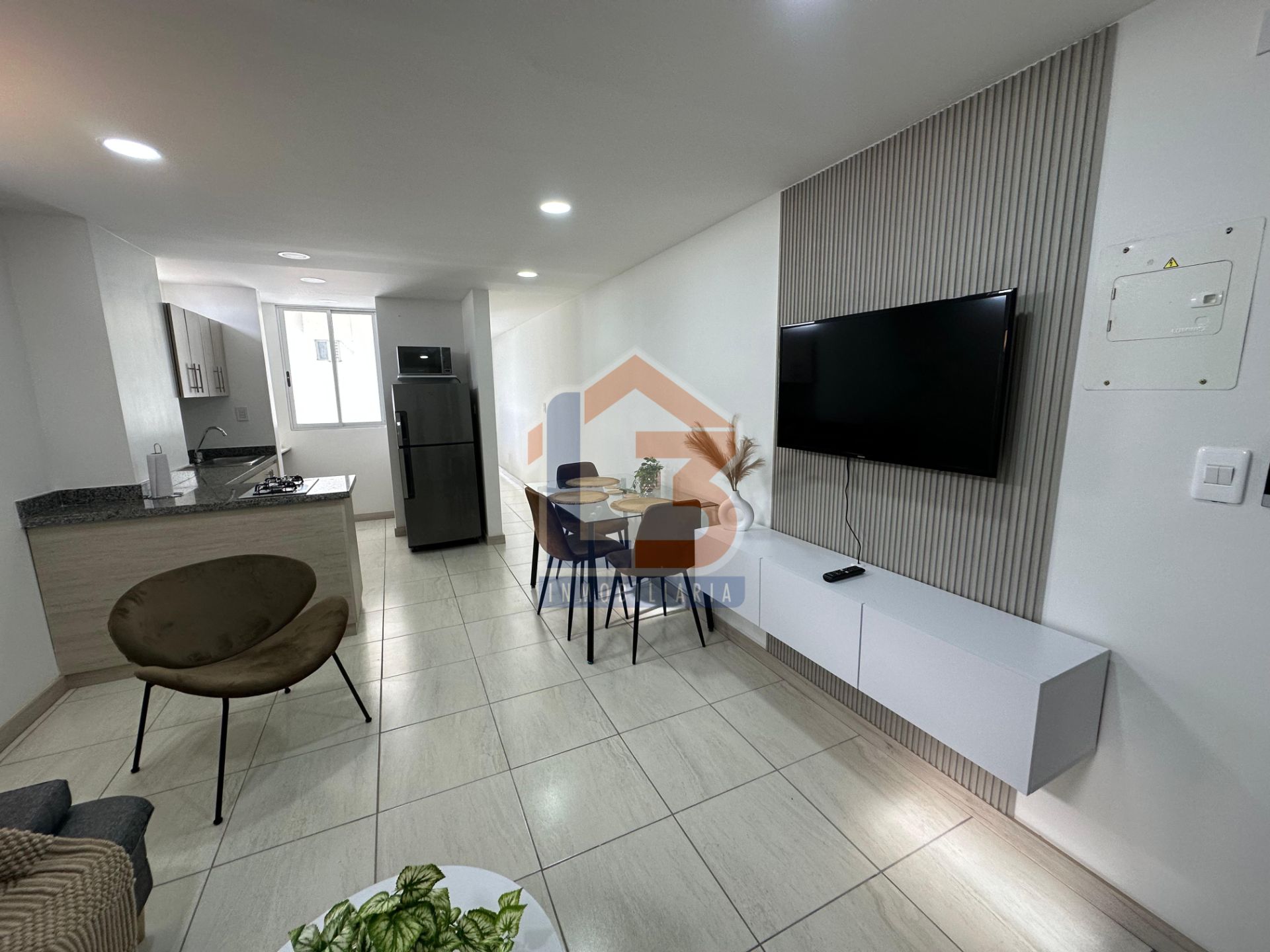 APARTAESTUDIO ORO NEGRO  (2).jpg