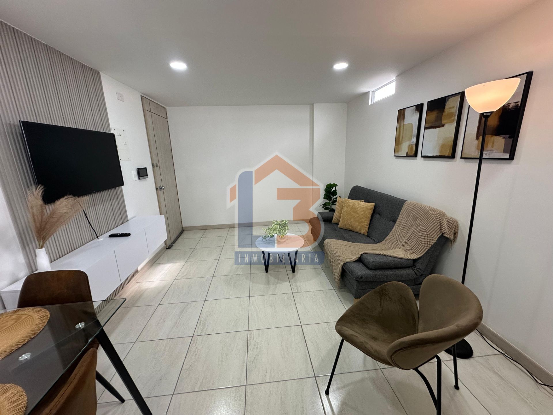 APARTAESTUDIO ORO NEGRO  (3).jpg