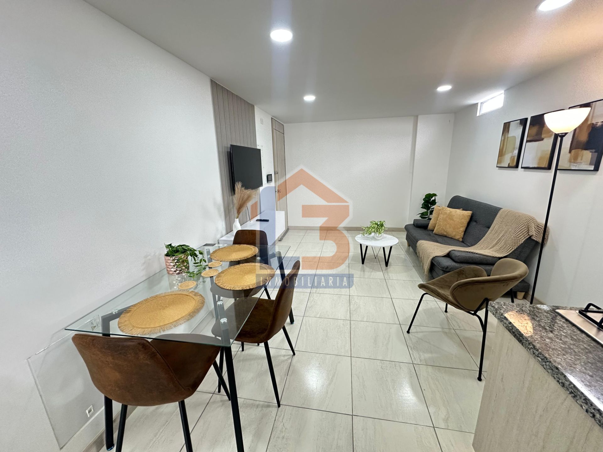 APARTAESTUDIO ORO NEGRO  (8).jpg