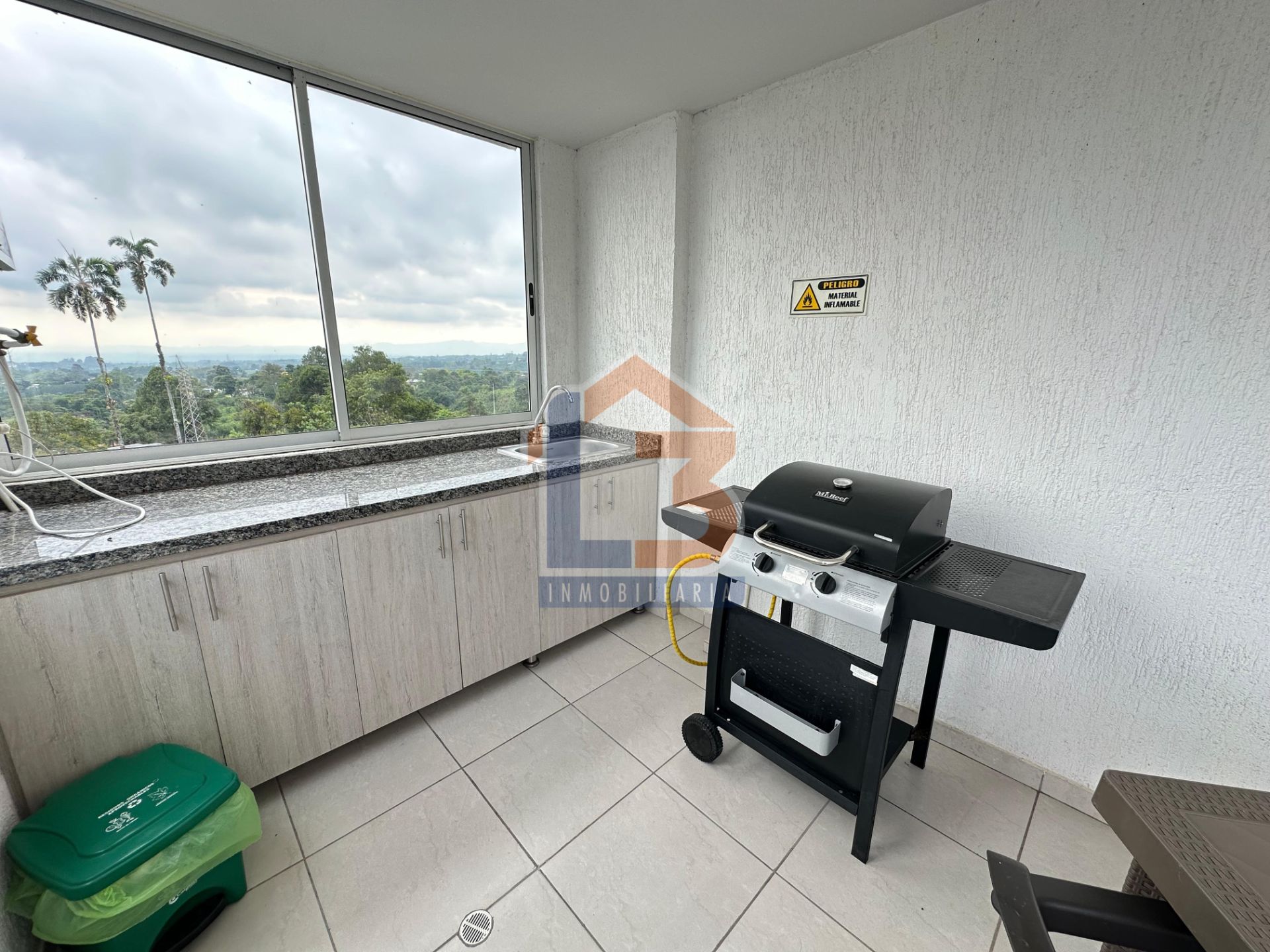 APARTAESTUDIO ORO NEGRO  (26).jpg