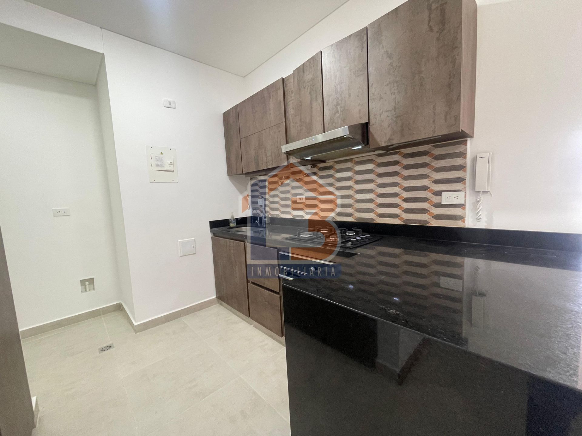 APARTA SUITE NUEVA CECILIA  (9).jpg