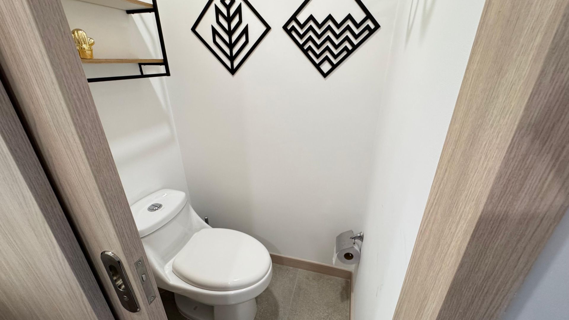 apartamento amoblado alquiler por noches armenia con piscina  (46).jpg