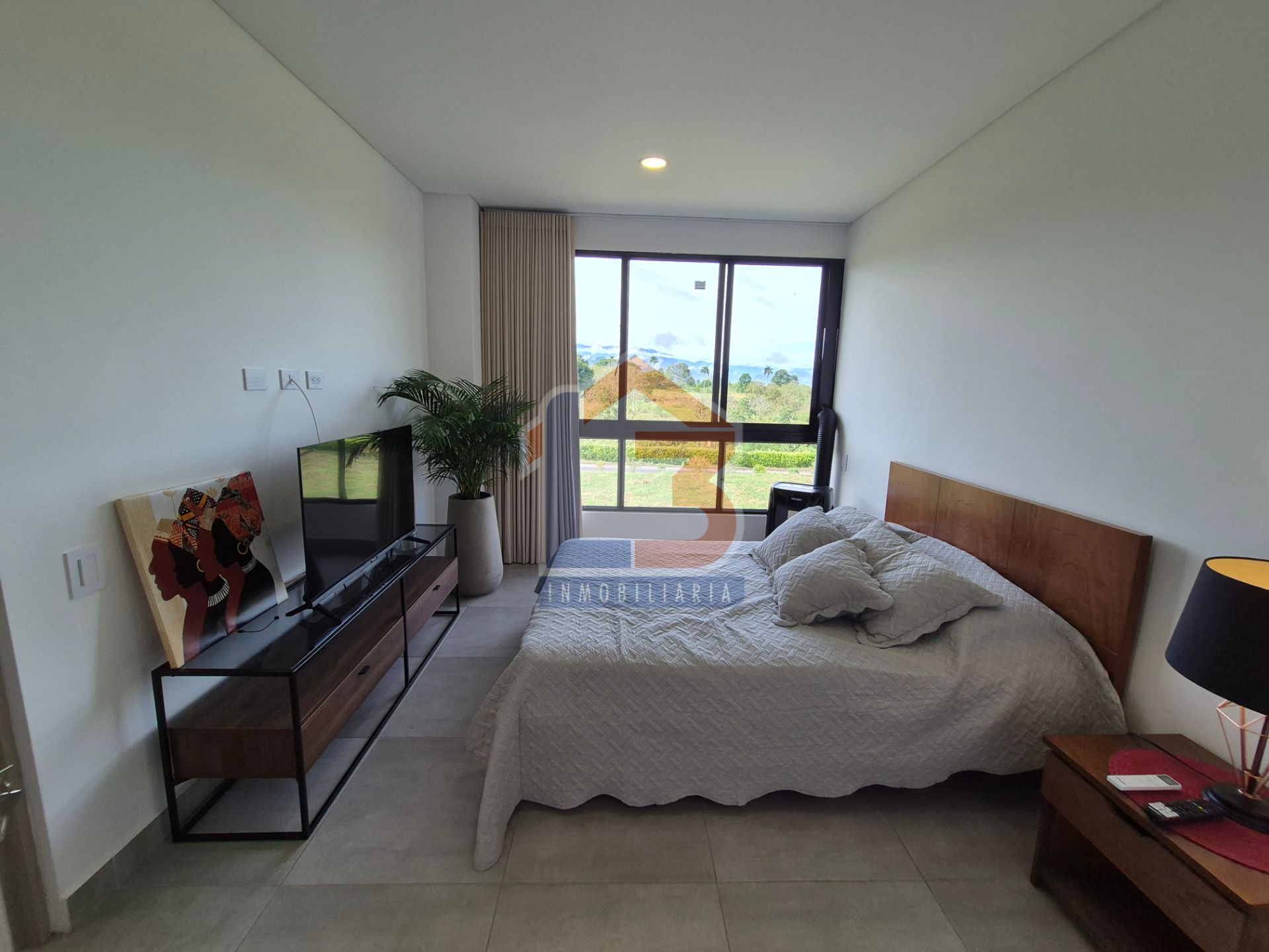 APARTASUITE VIA LA TEBAIDA (7).jpg