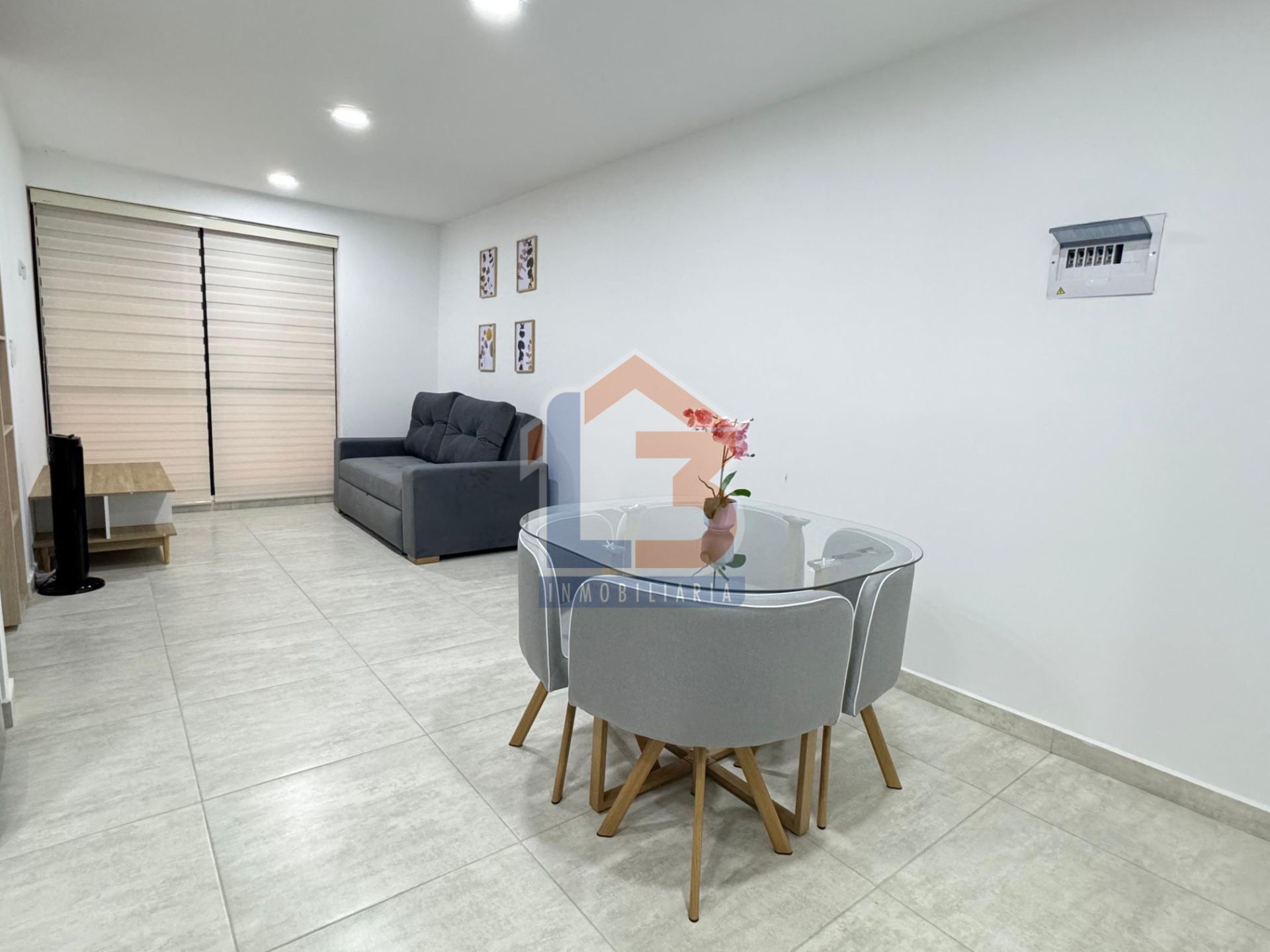 SE VENDE APARTAESTUDIO EN EL NORTE  (1).jpg