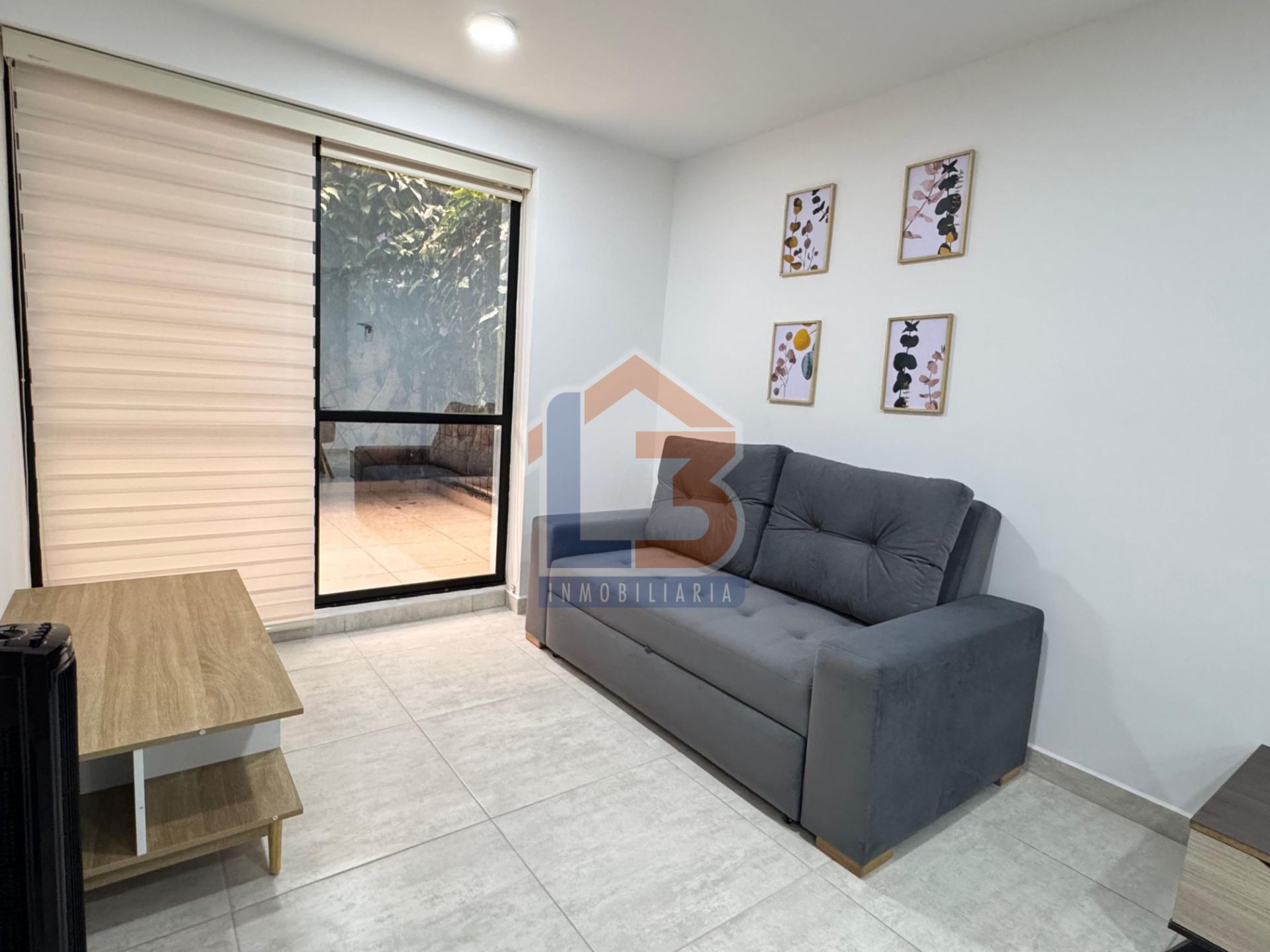 SE VENDE APARTAESTUDIO EN EL NORTE  (4).jpg