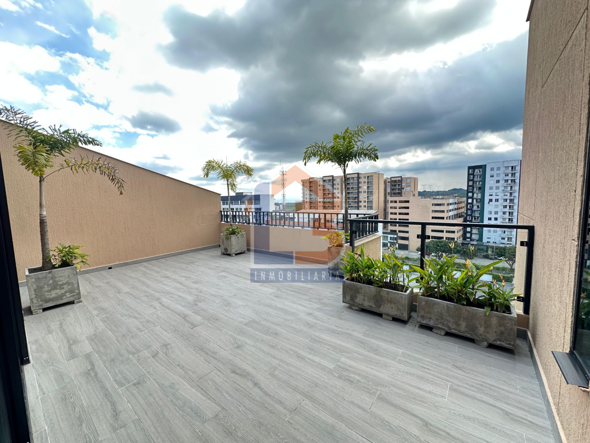 SE VENDE APARTAESTUDIO EN EL NORTE  (19).jpg