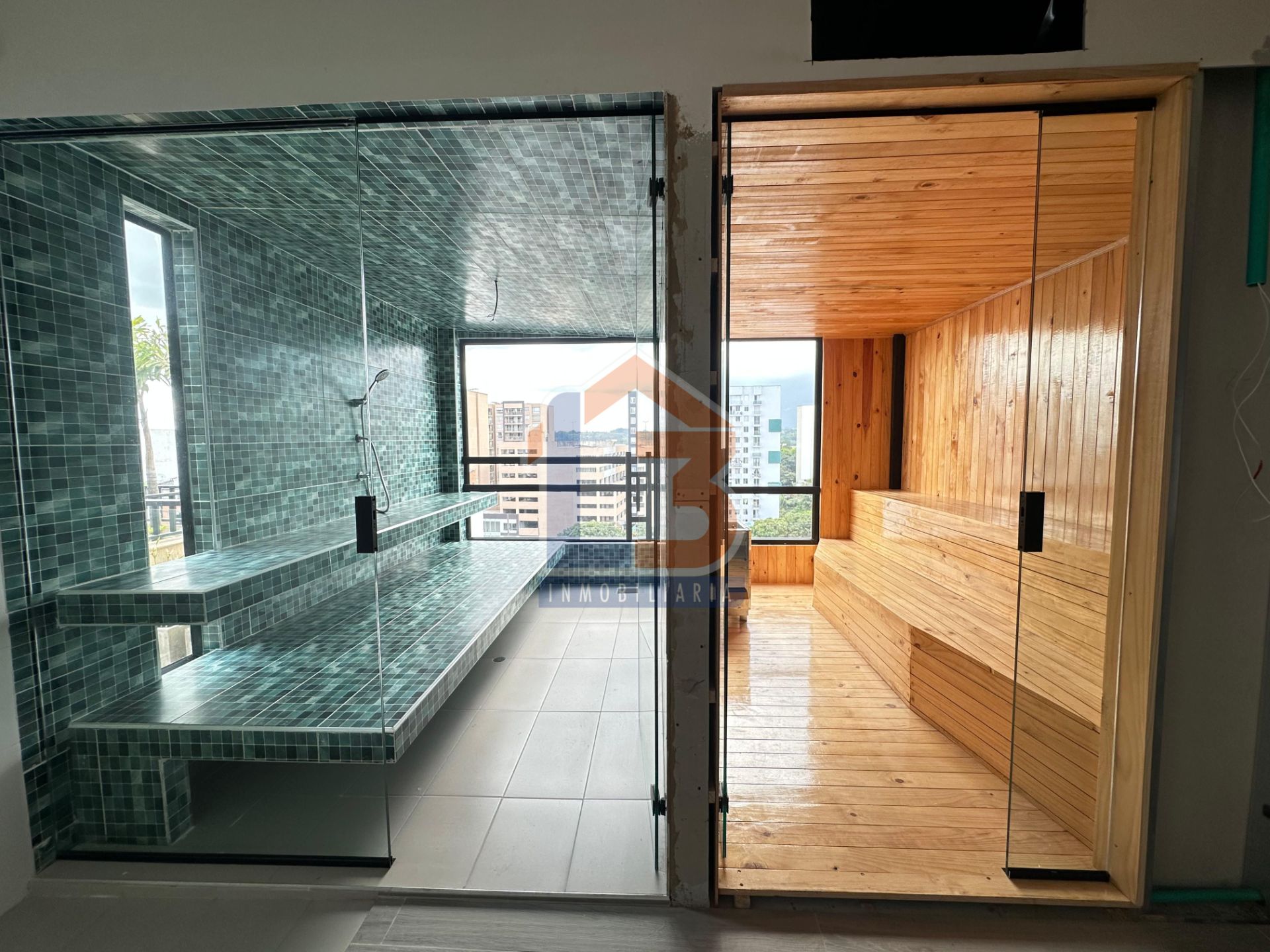 SE VENDE APARTAESTUDIO EN EL NORTE  (23).jpg