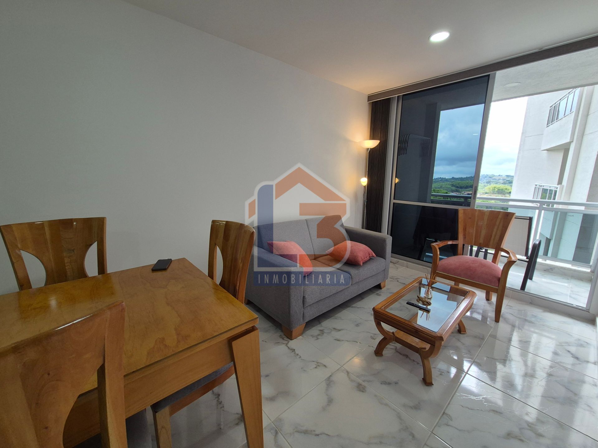 APTO ORO NEGRO  (2).jpg