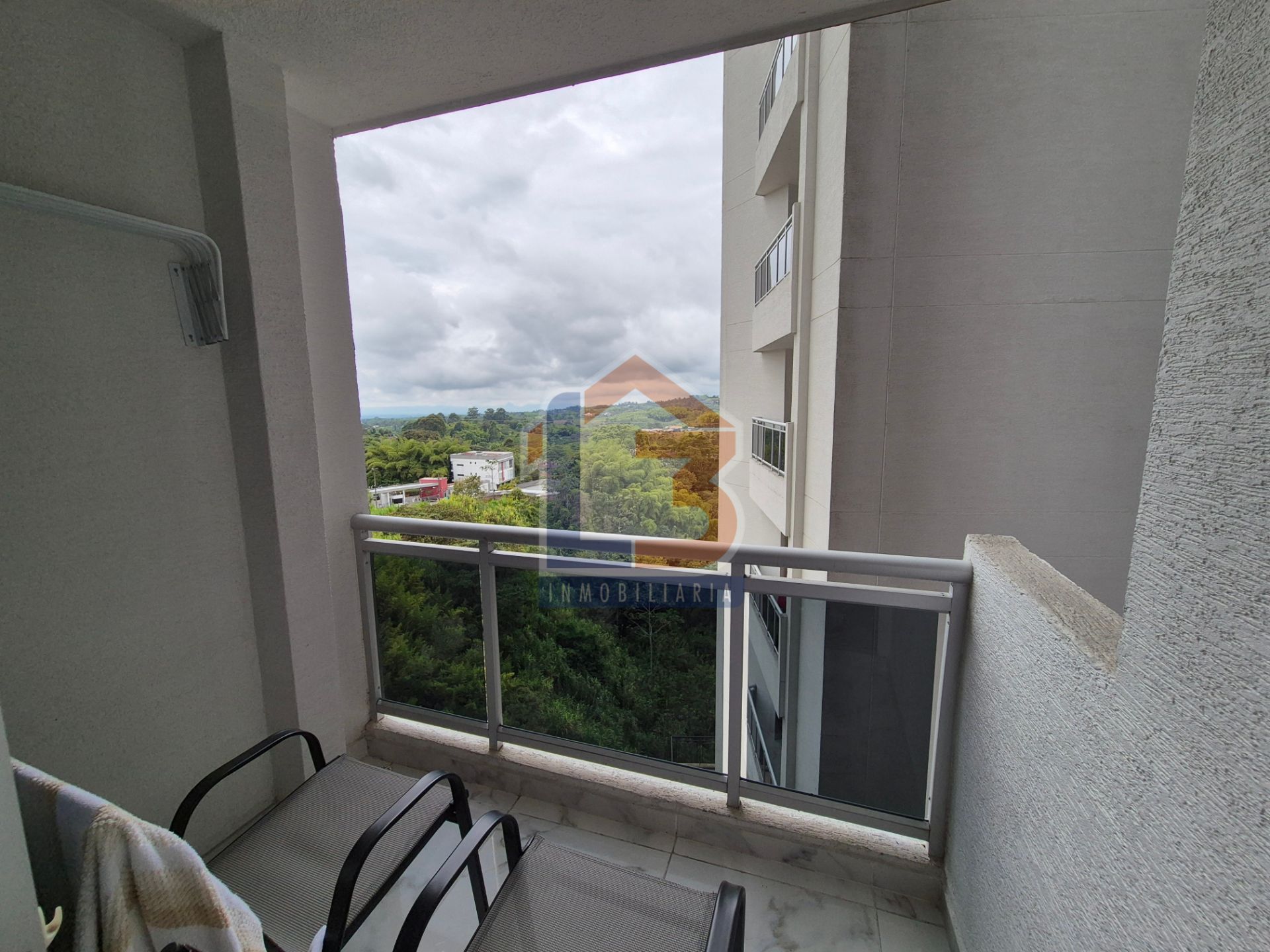 APTO ORO NEGRO  (19).jpg