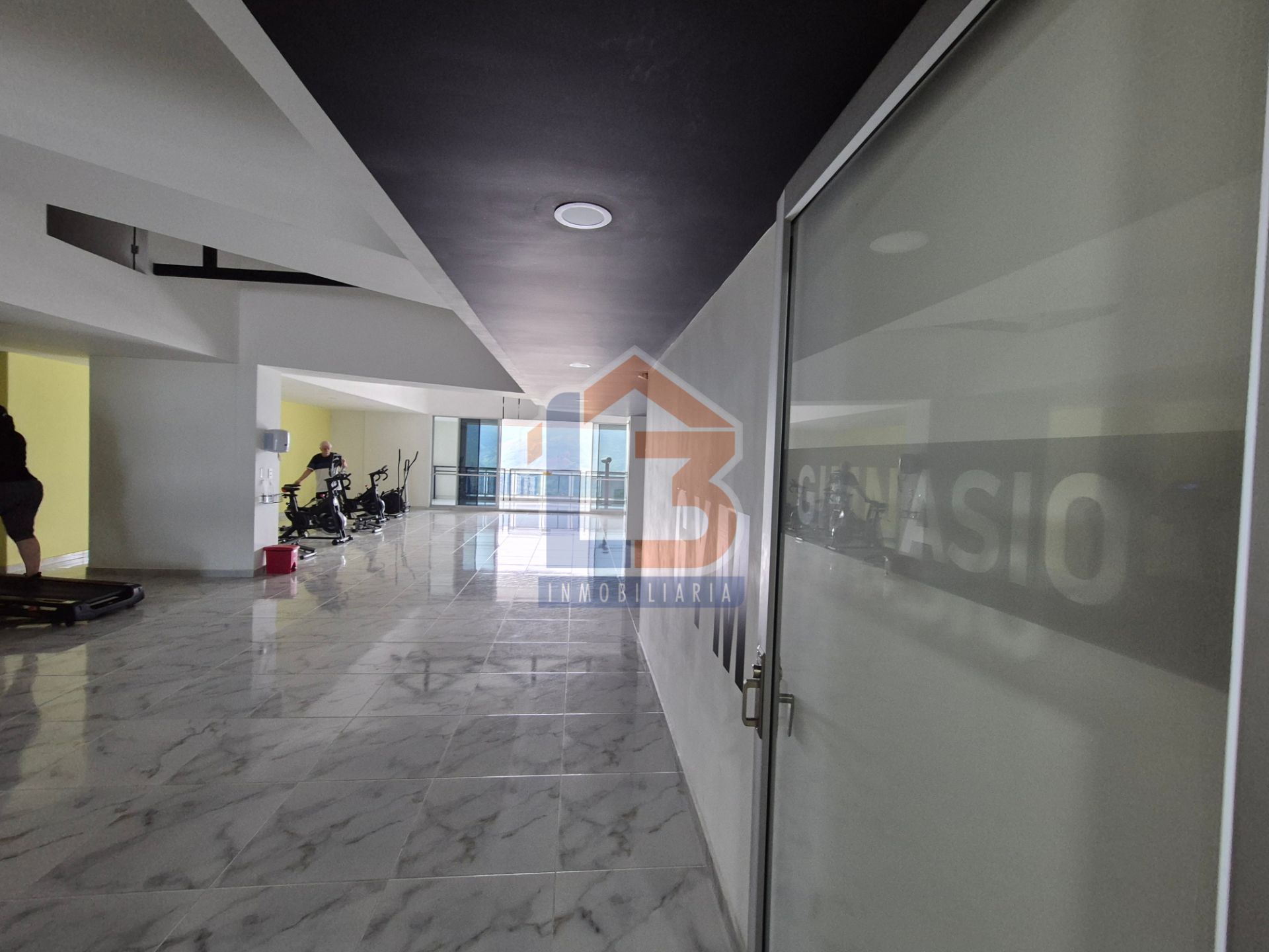 APTO ORO NEGRO  (24).jpg