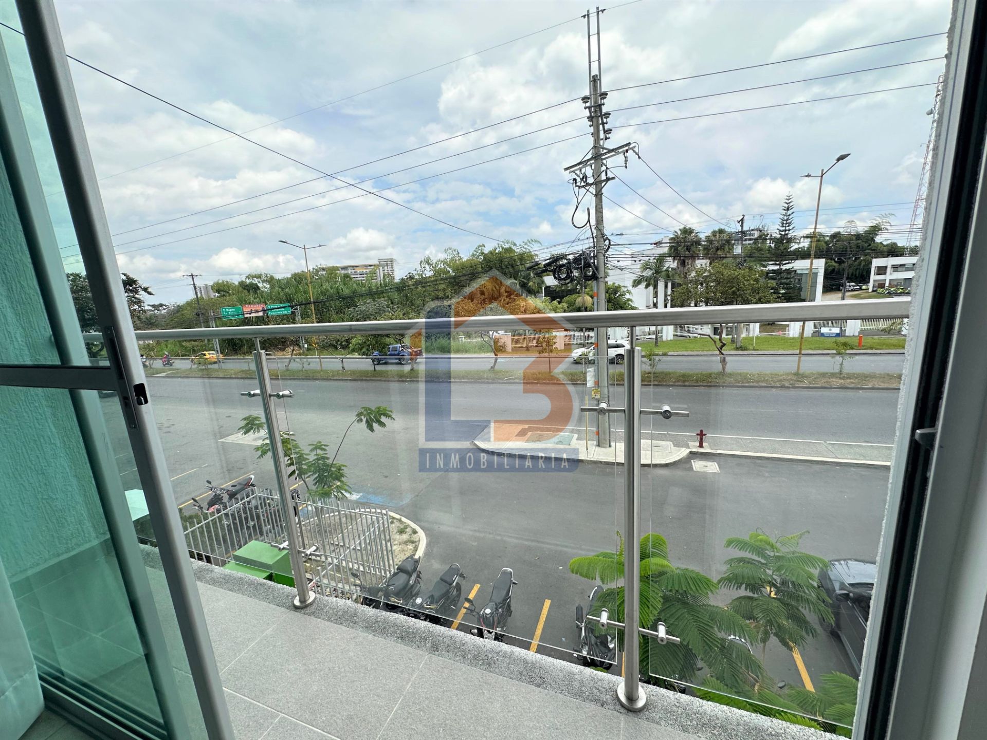 SE VENDE APTAESTUDIO EN EL NORTE (15).jpg