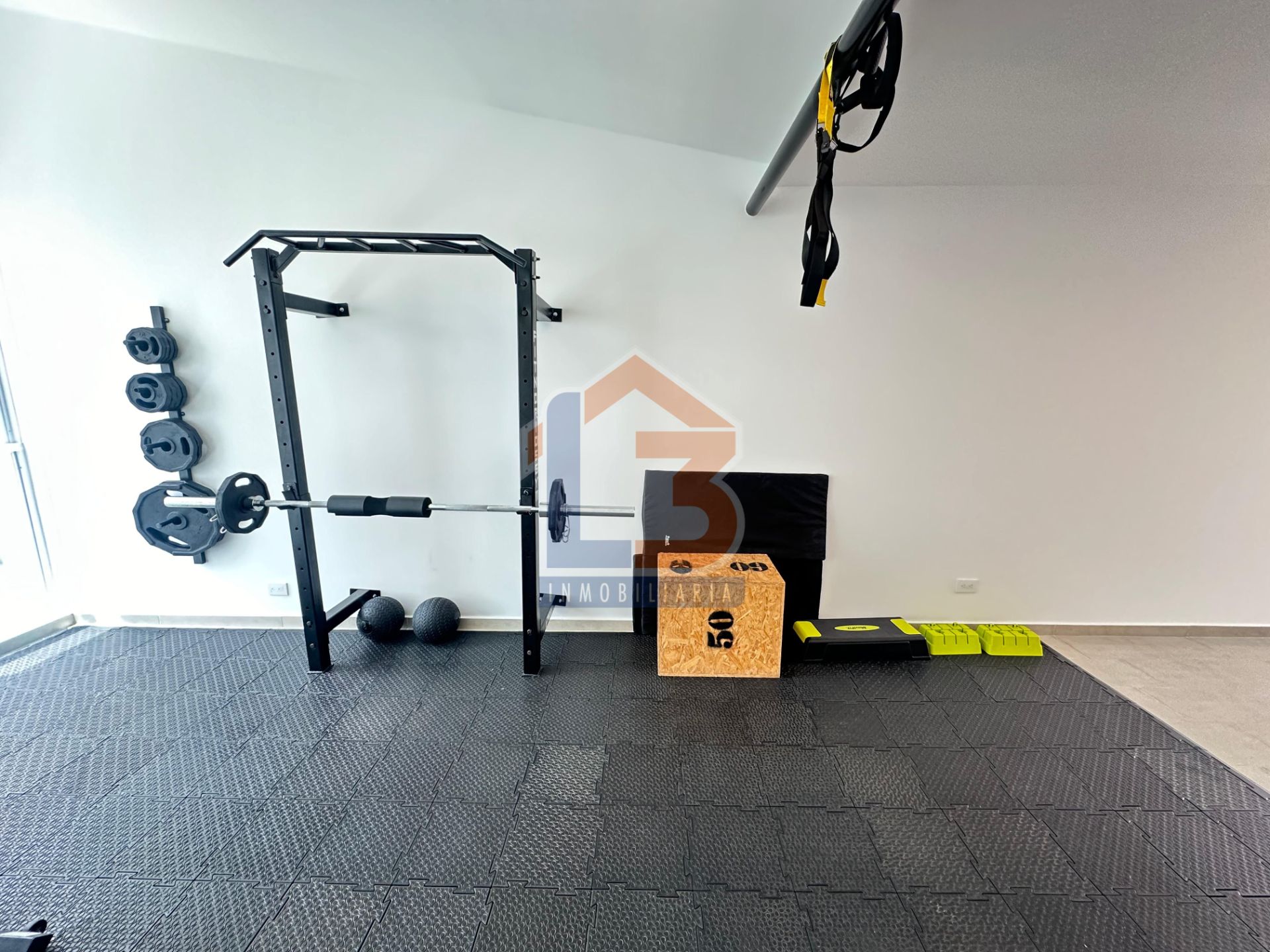 SE VENDE APTAESTUDIO EN EL NORTE (27).jpg