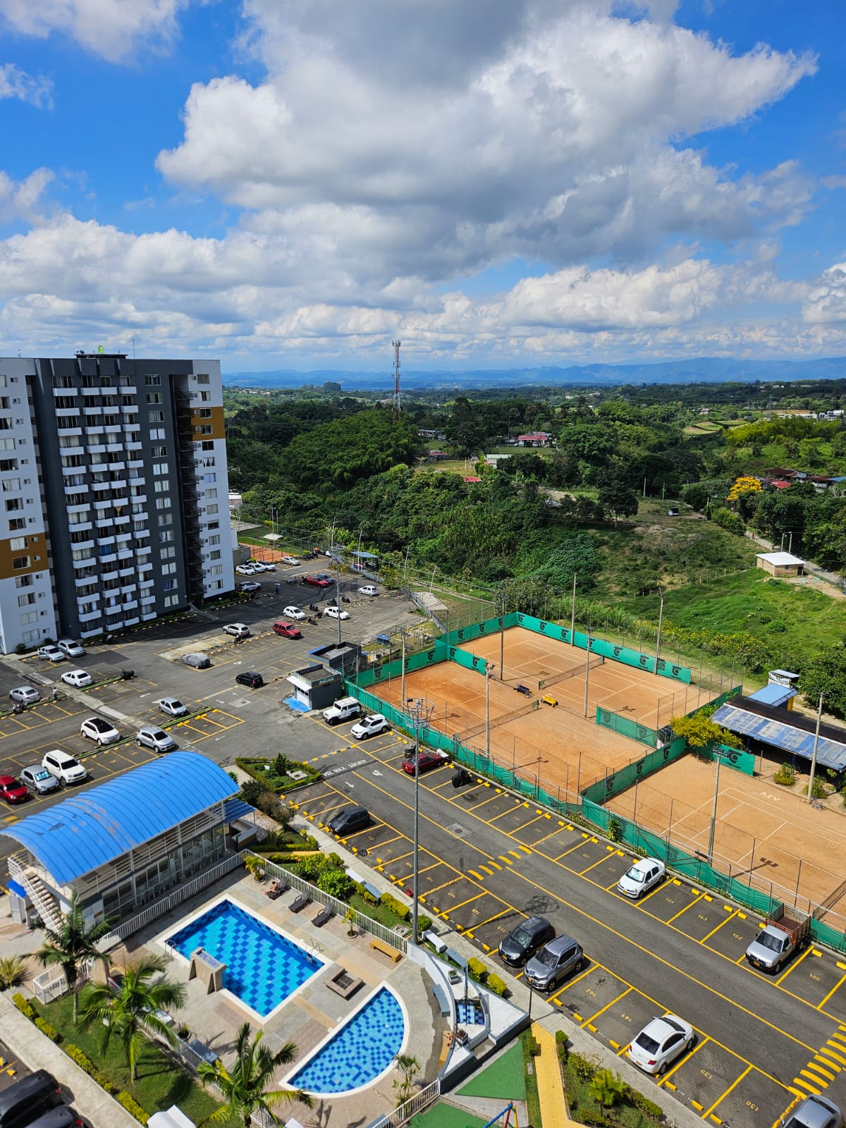 SE VENDE APTO EN EL NORTE  (1).jpg