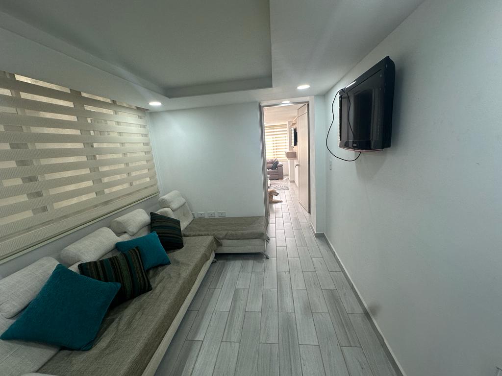SE VENDE APTAESTUDIO EN ORO NEGRO 9..jpg