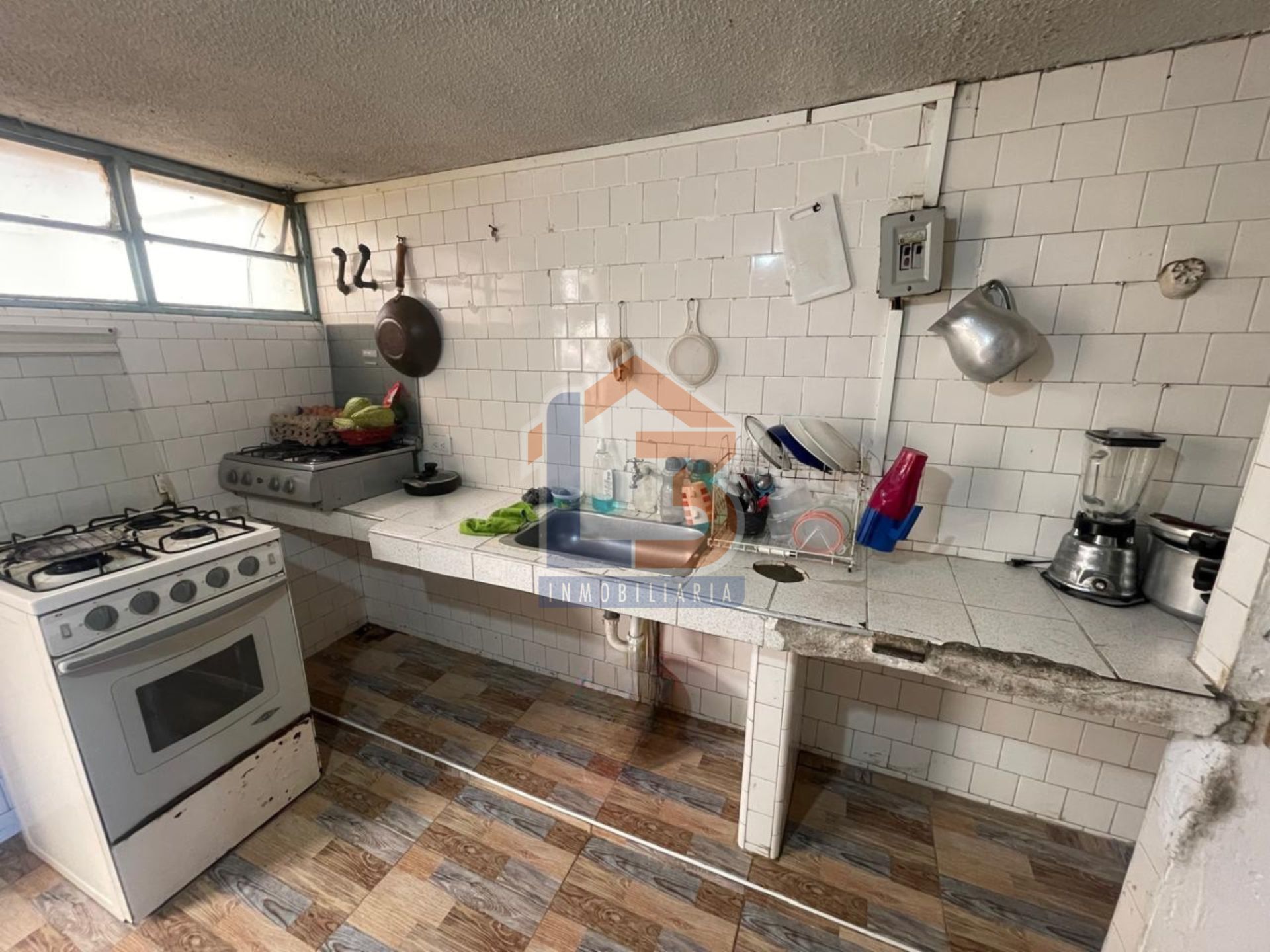 EDIFICIO LA CHE (10).jpg