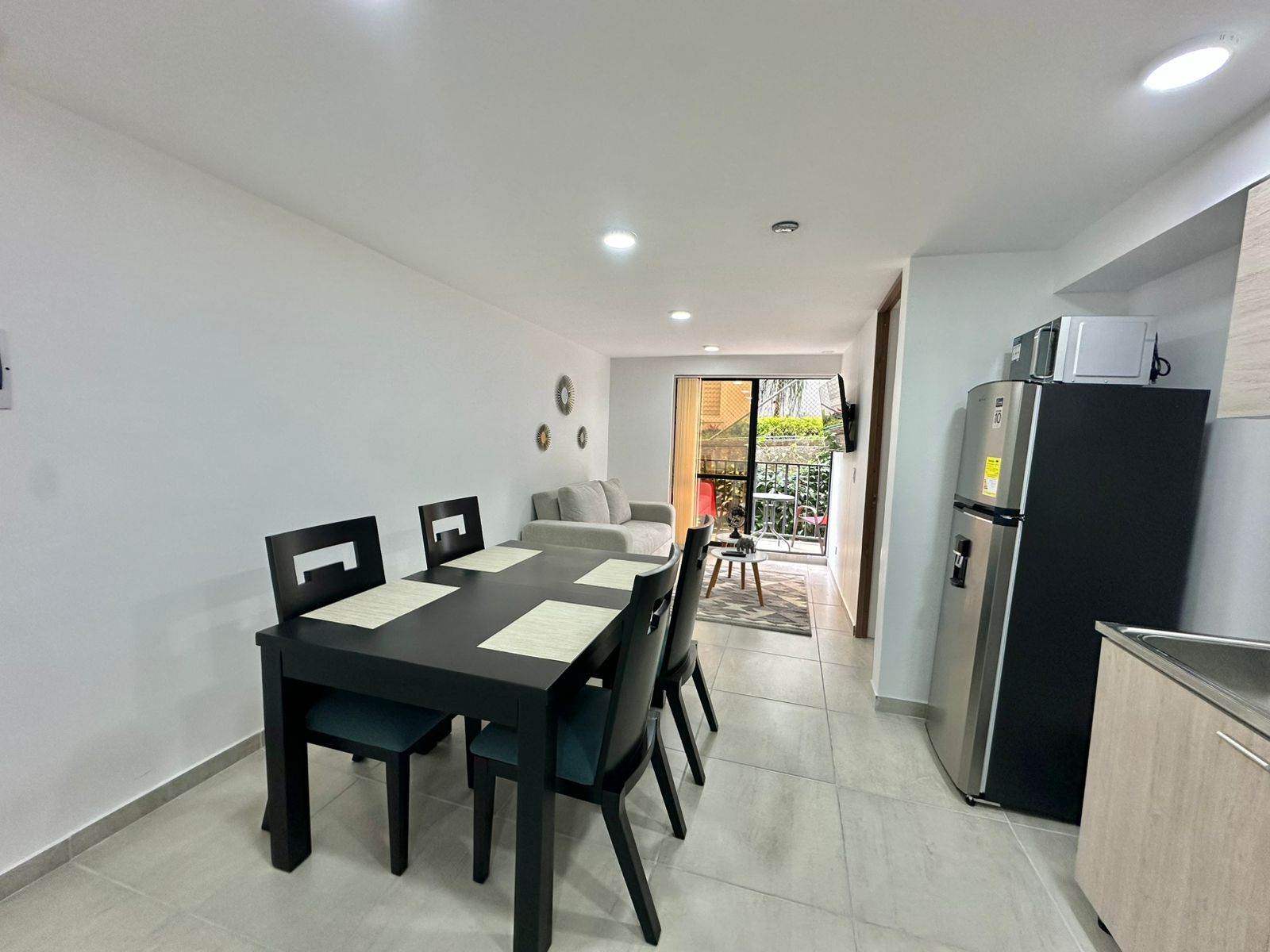 APARTAMENTO 201 HITO 18 (9).jpg