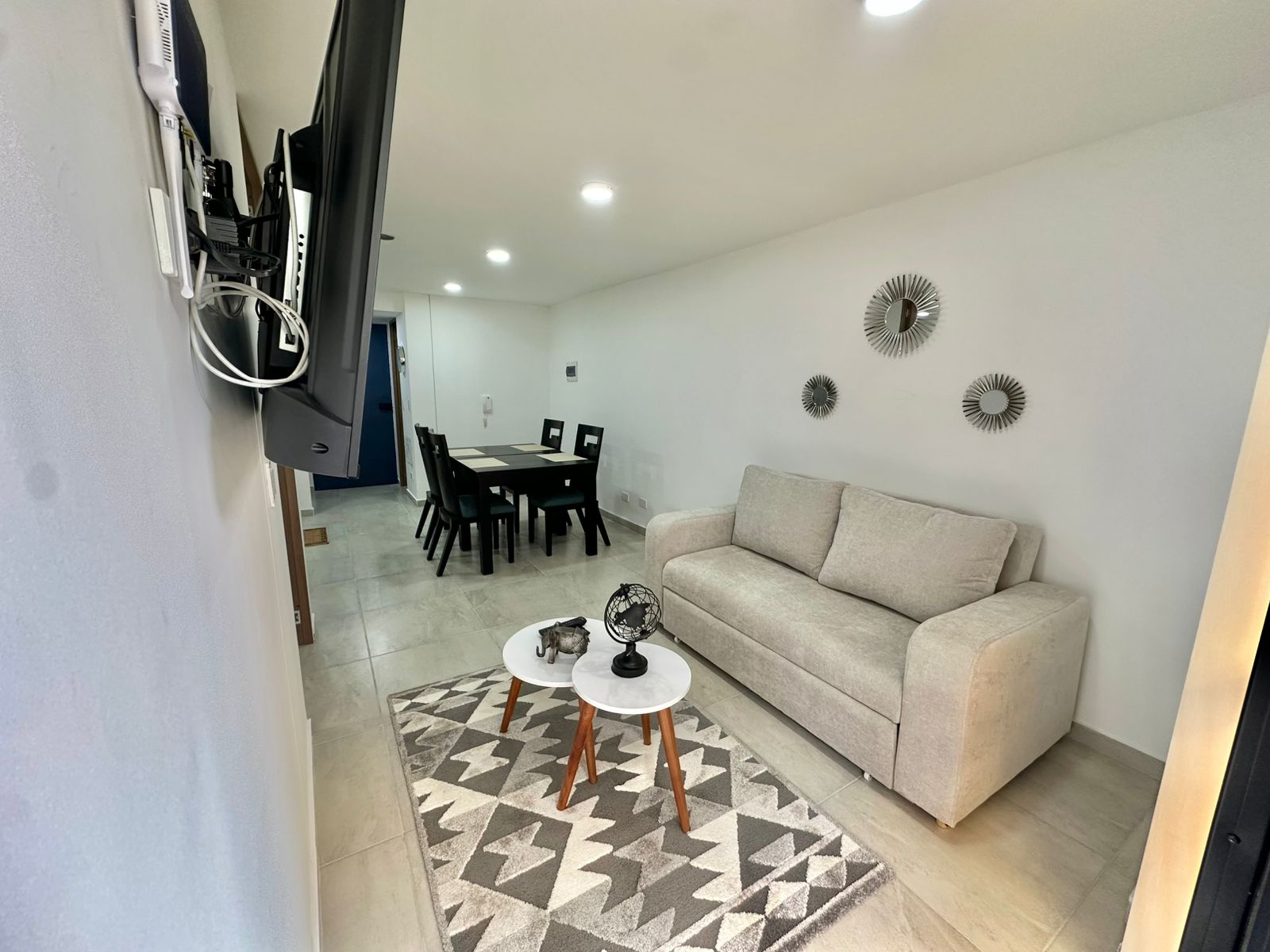 APARTAMENTO 201 HITO 18 (14).jpg