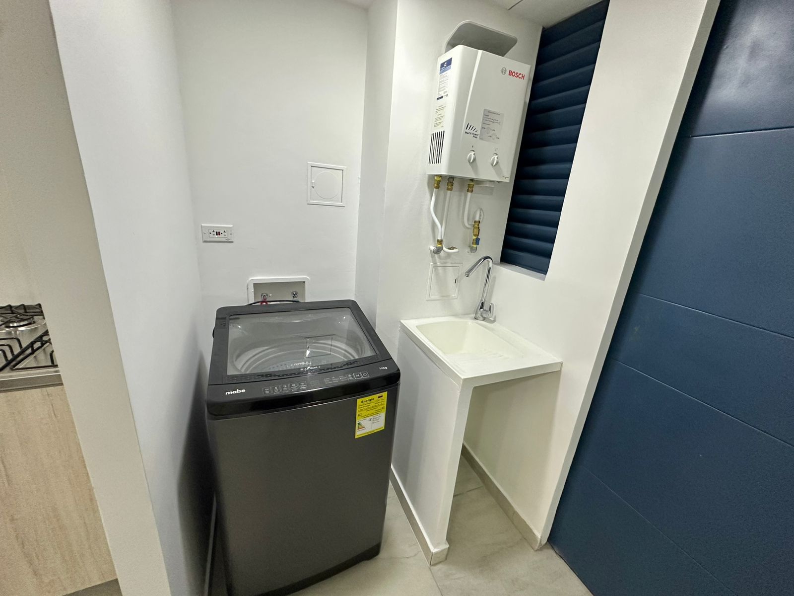 APARTAMENTO 201 HITO 18 (17).jpg