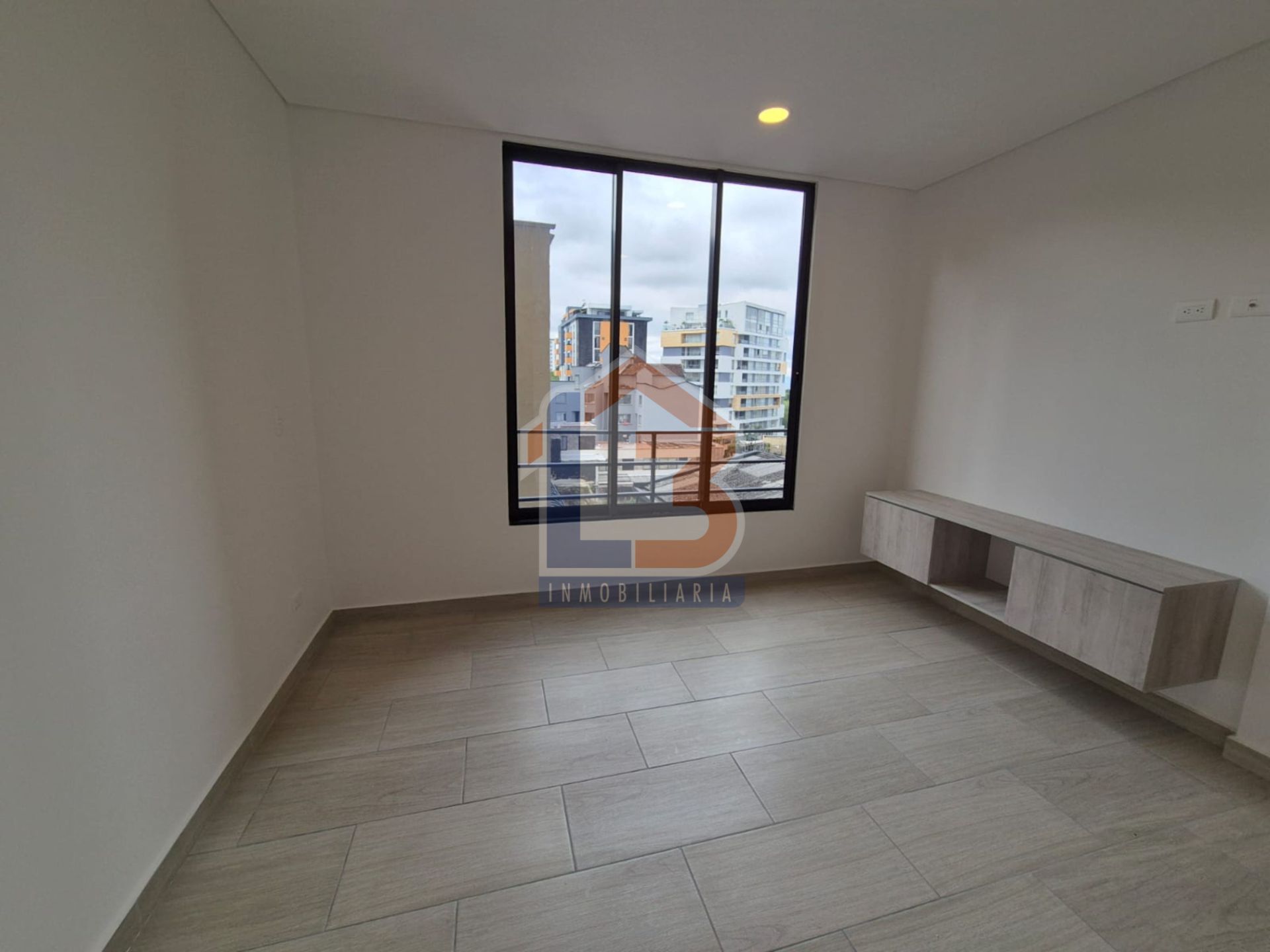SE VENDE APTO EST. AMARA  (23).jpg