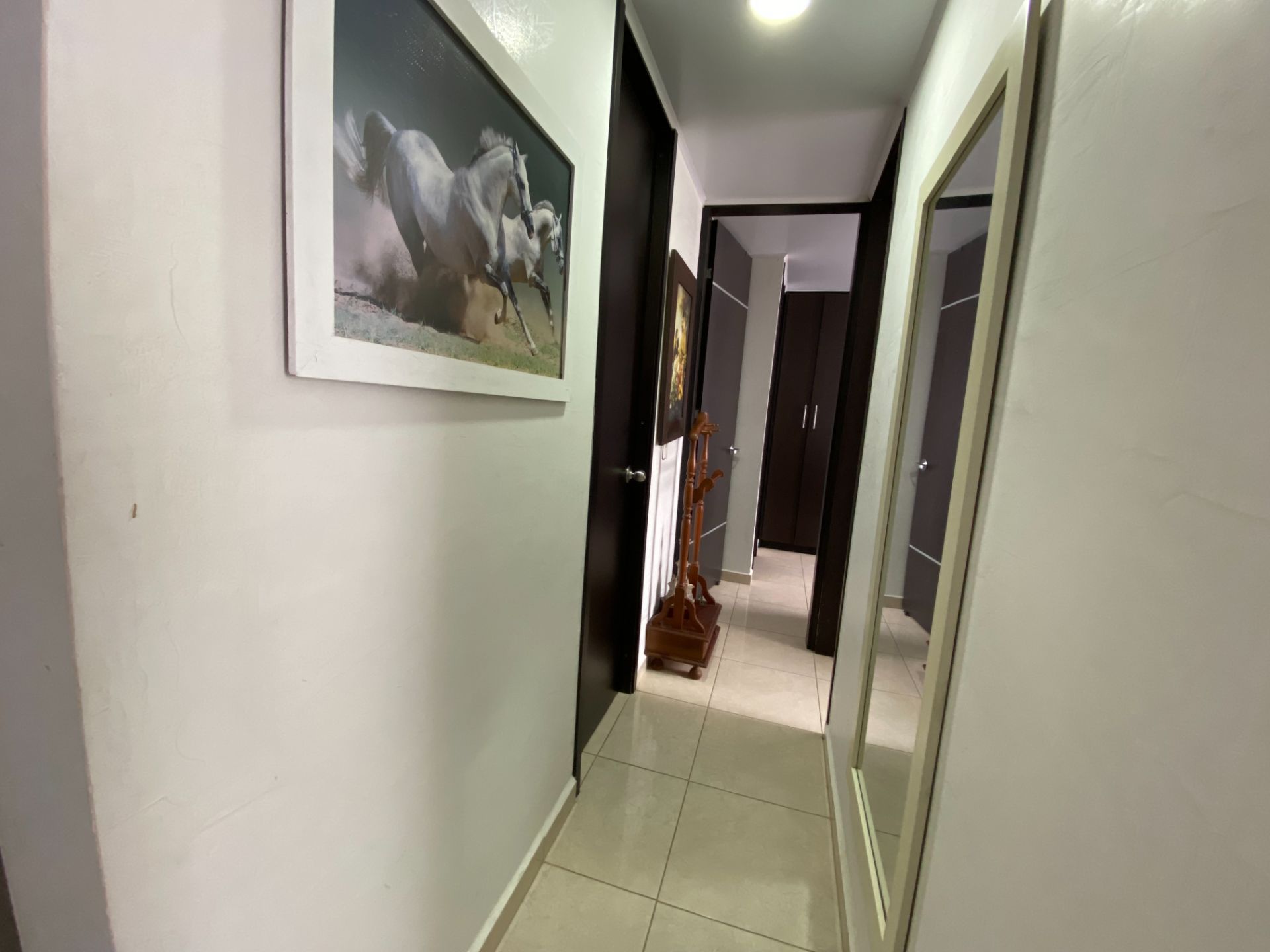 SE VENDE APTO EN AV. 19 NORTE  10..jpg