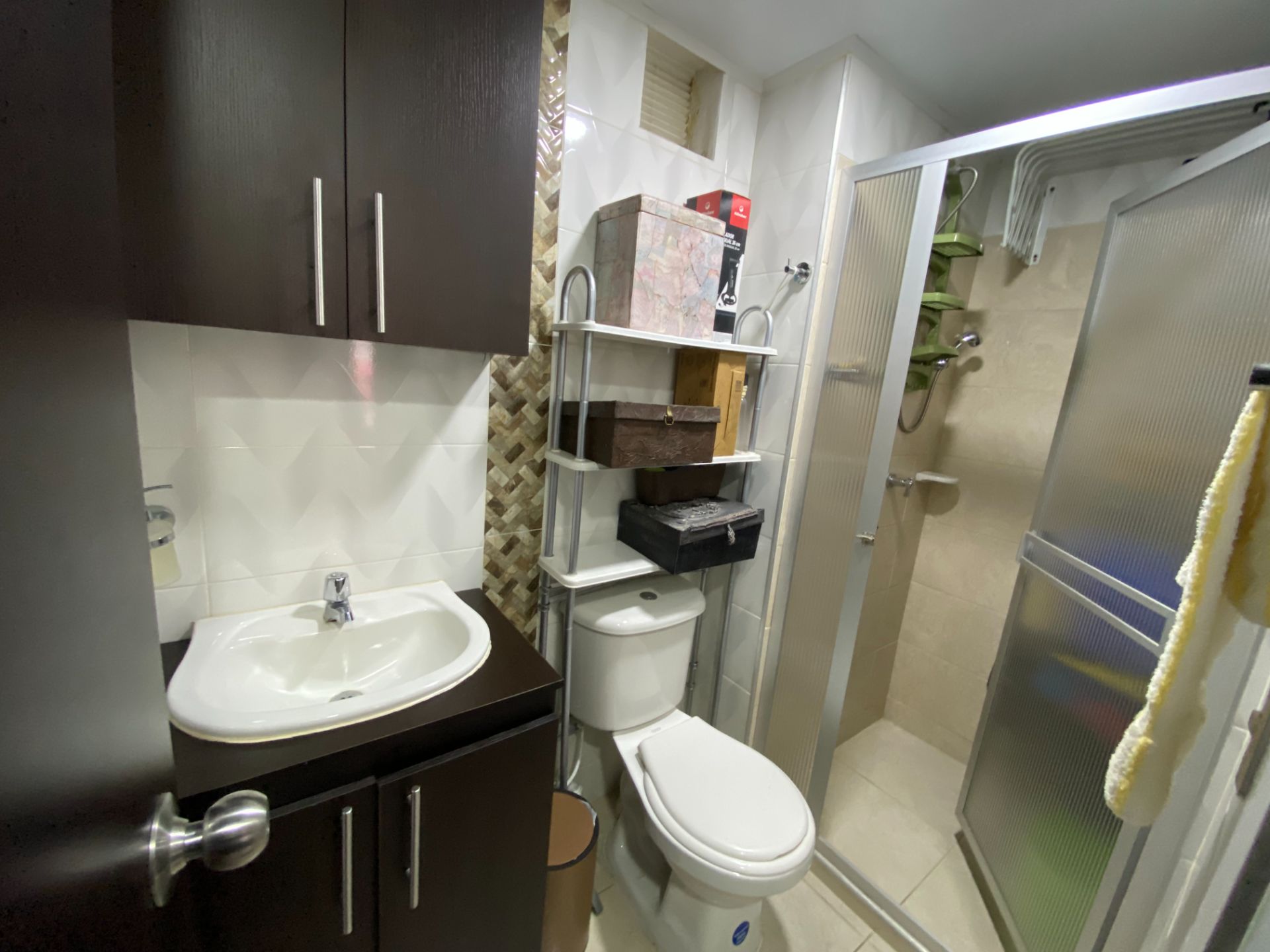 SE VENDE APTO EN AV. 19 NORTE  21..jpg