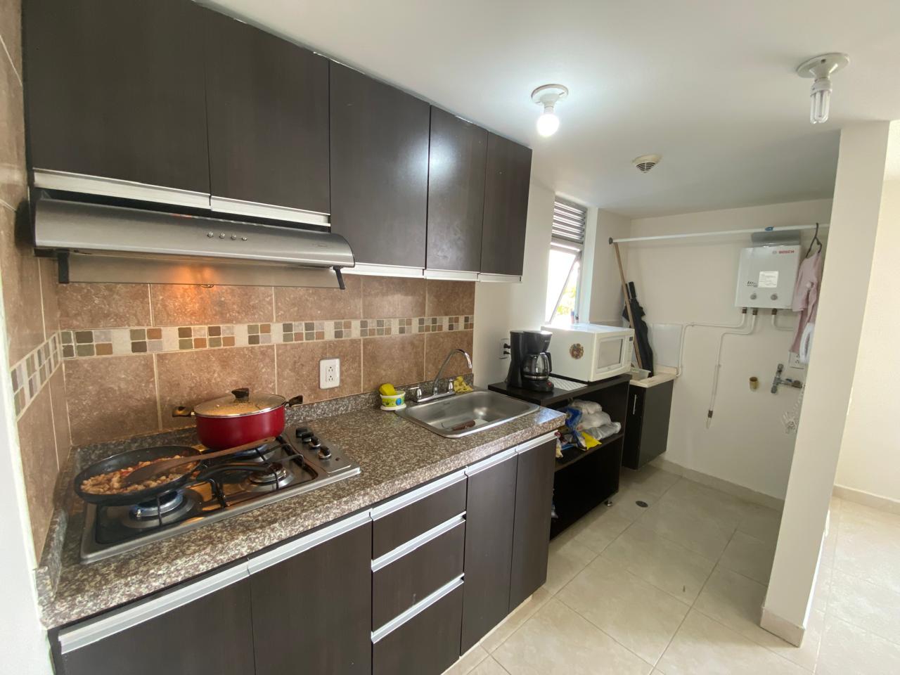 SE VENDE APTO EN AV. 19 NORTE 3..jpg