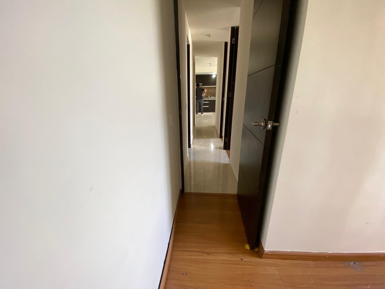 SE VENDE APTO EN AV. 19 NORTE 8..jpg