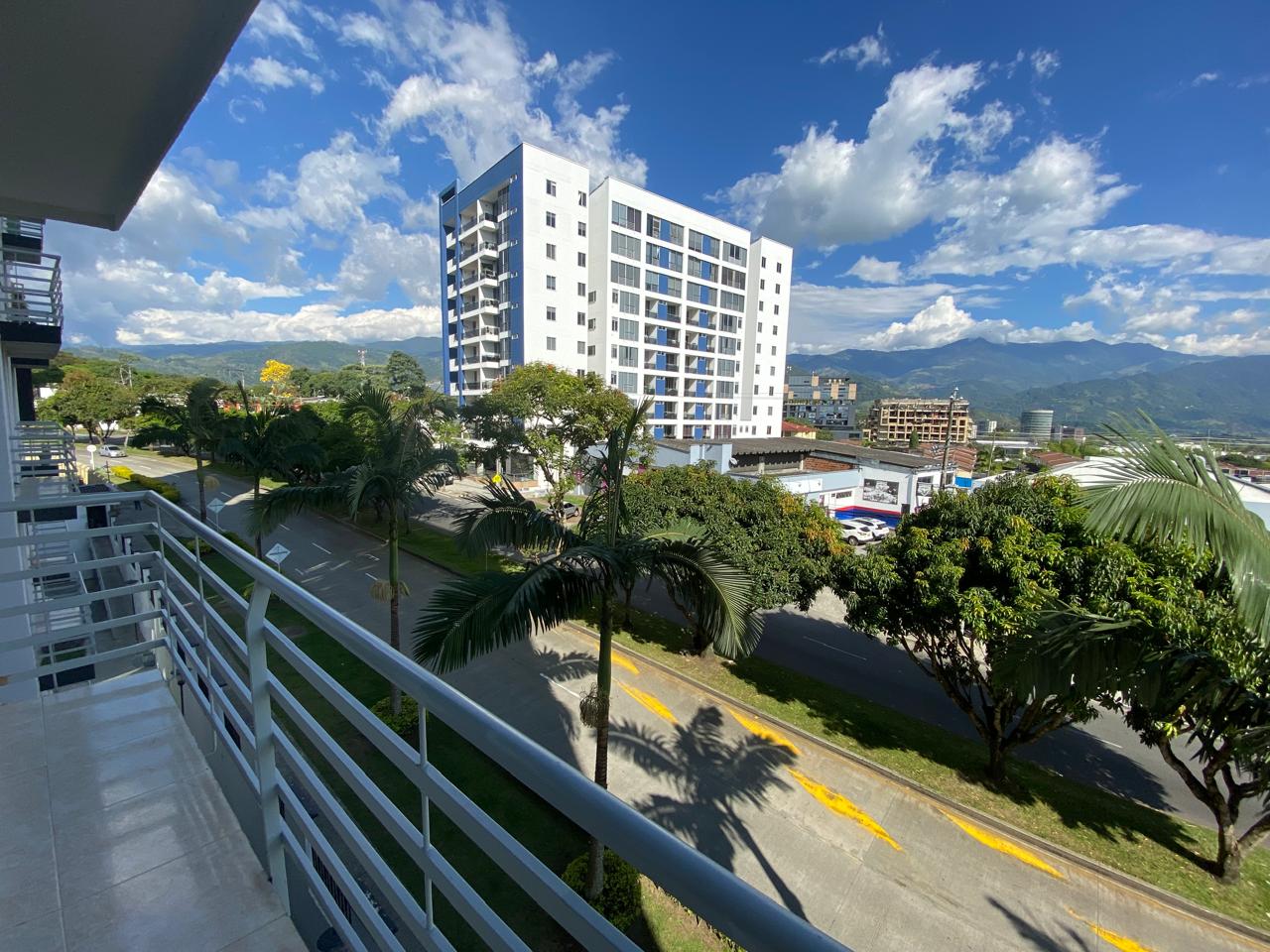 SE VENDE APTO EN AV. 19 NORTE 7..jpg