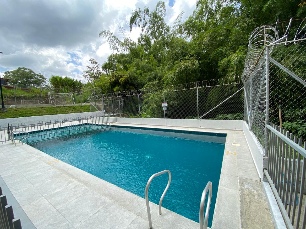 RESERVA DE AGUA BONITA (2).jpg