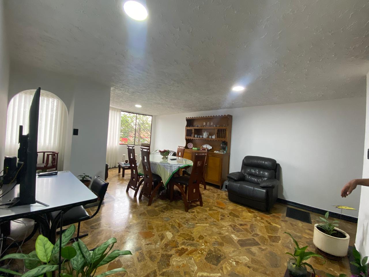 SE VENDE APTO EN PEREIRA  1..jpg