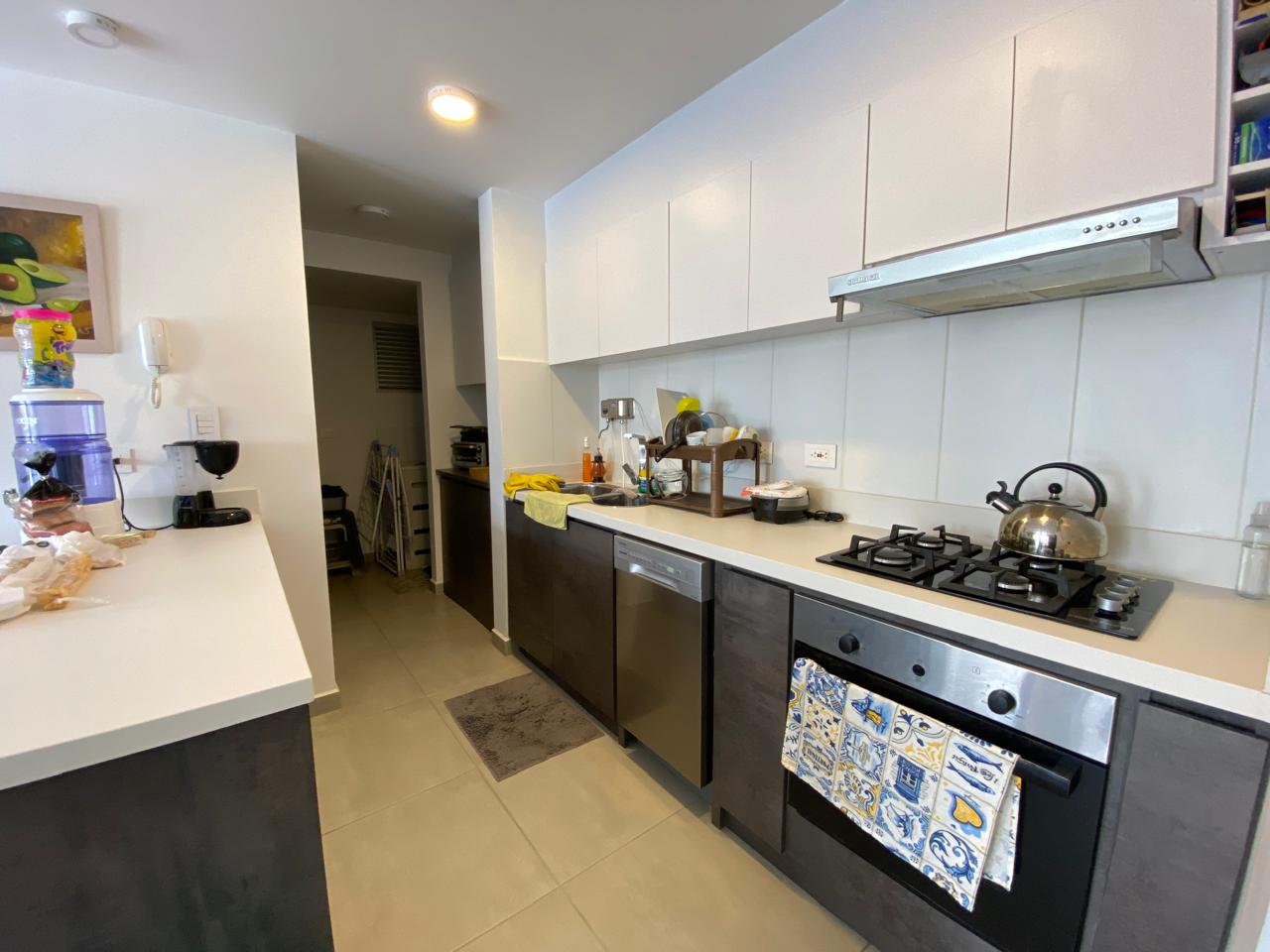 SE VENDE APTO EN AV. CENTENARIO  8..jpg