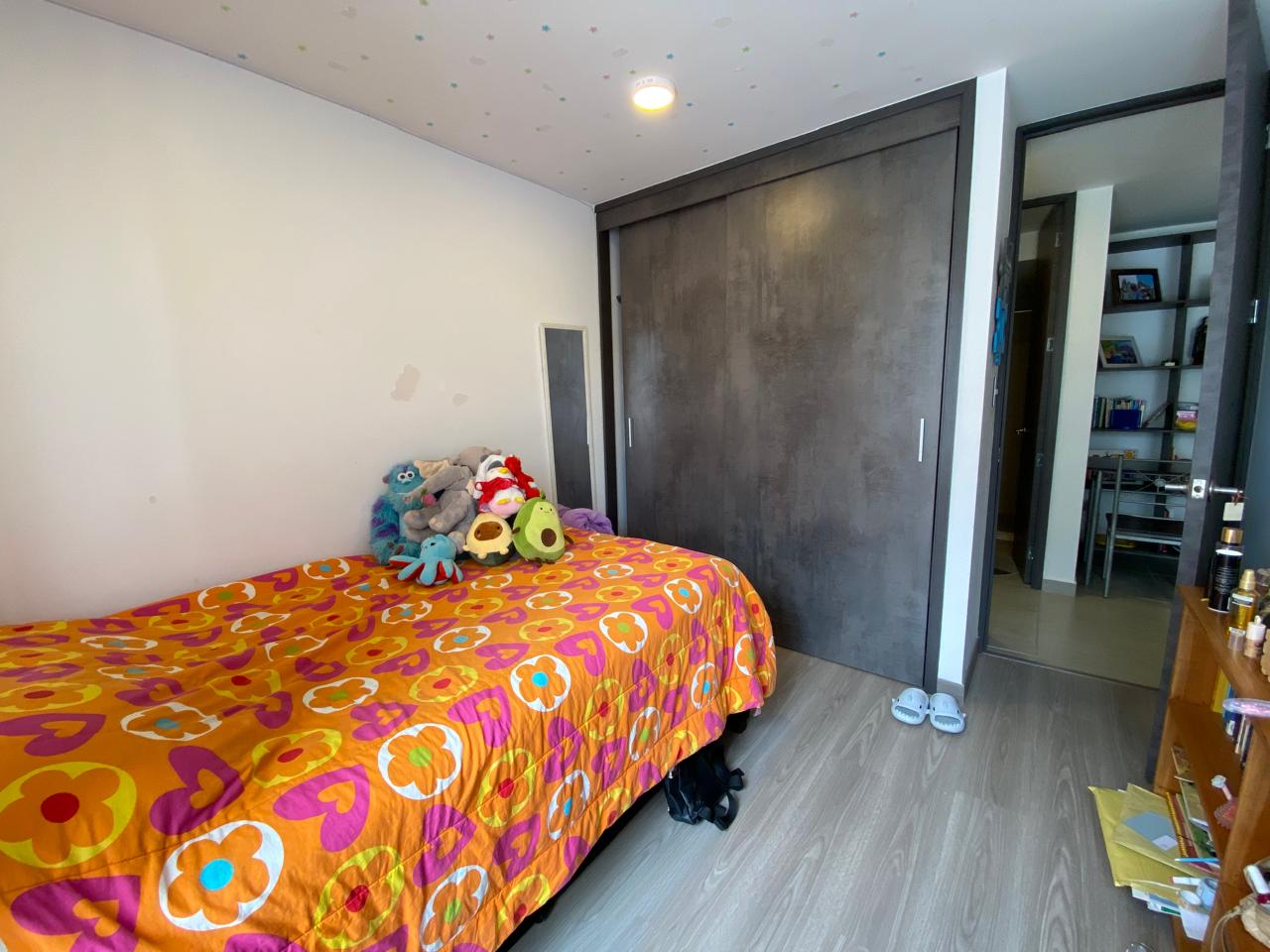 SE VENDE APTO EN AV. CENTENARIO  25..jpg