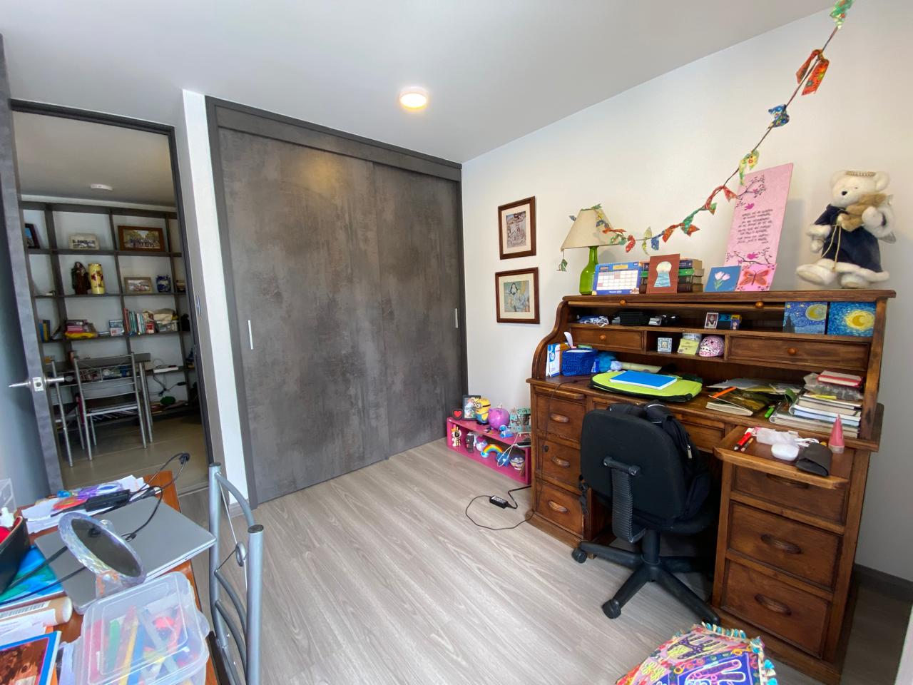 SE VENDE APTO EN AV. CENTENARIO  27..jpg