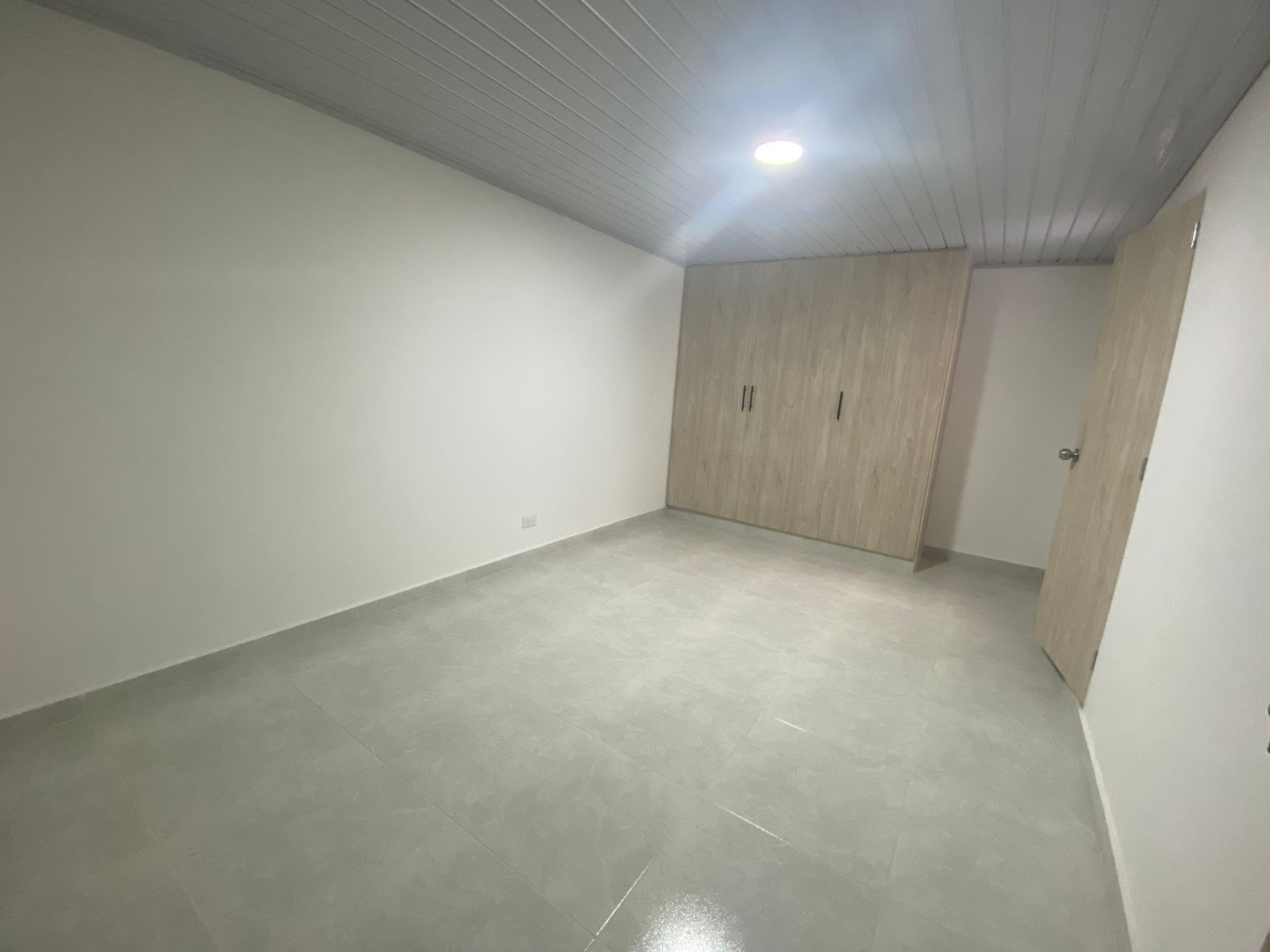 CASA DOSQUEBRADAS VALHER  (9).jpg