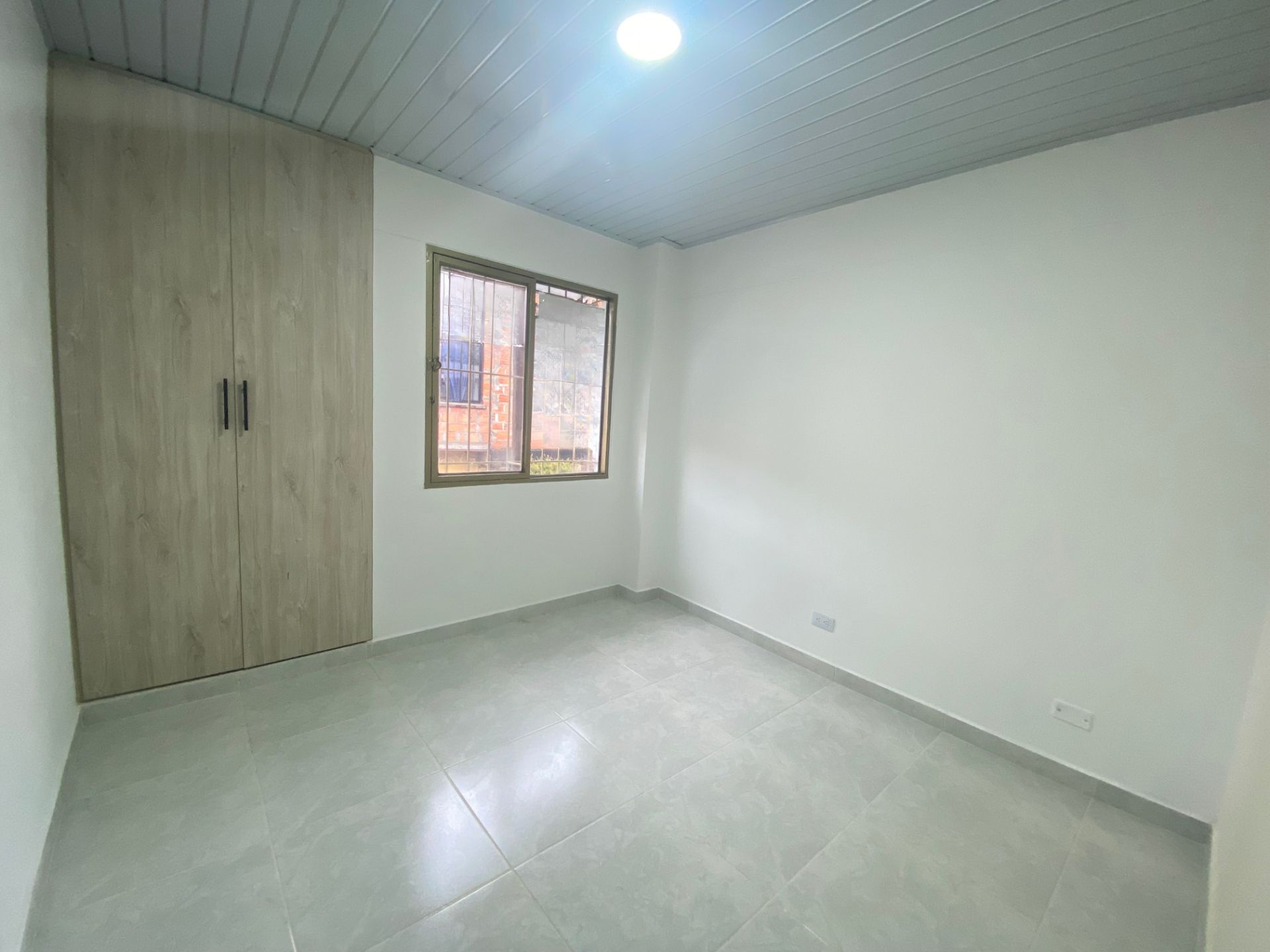 CASA DOSQUEBRADAS VALHER  (13).jpg