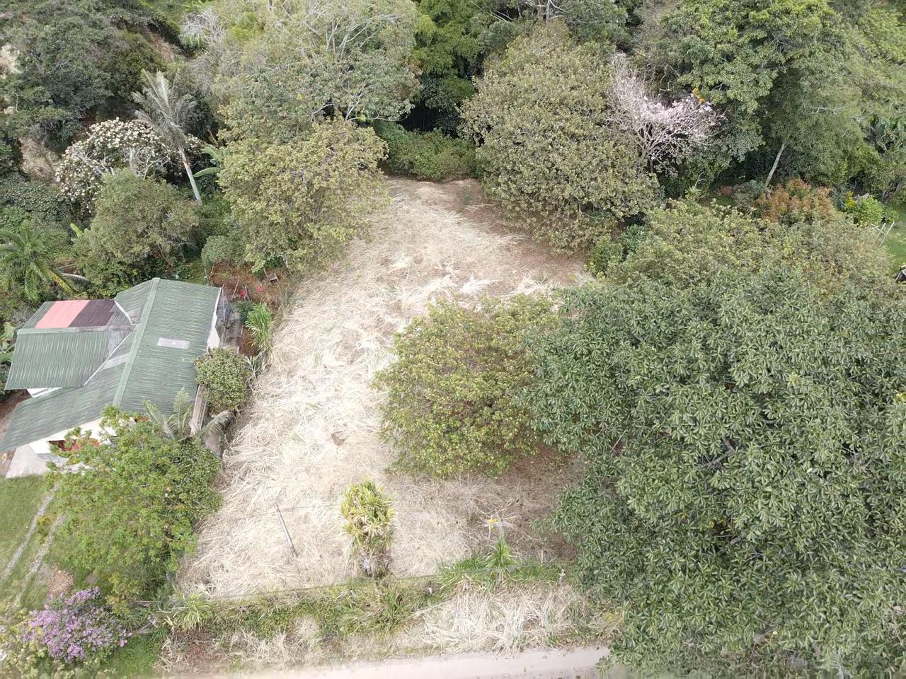 SE VENDE LOTE EN AV. CENTENARIO (16).jpg