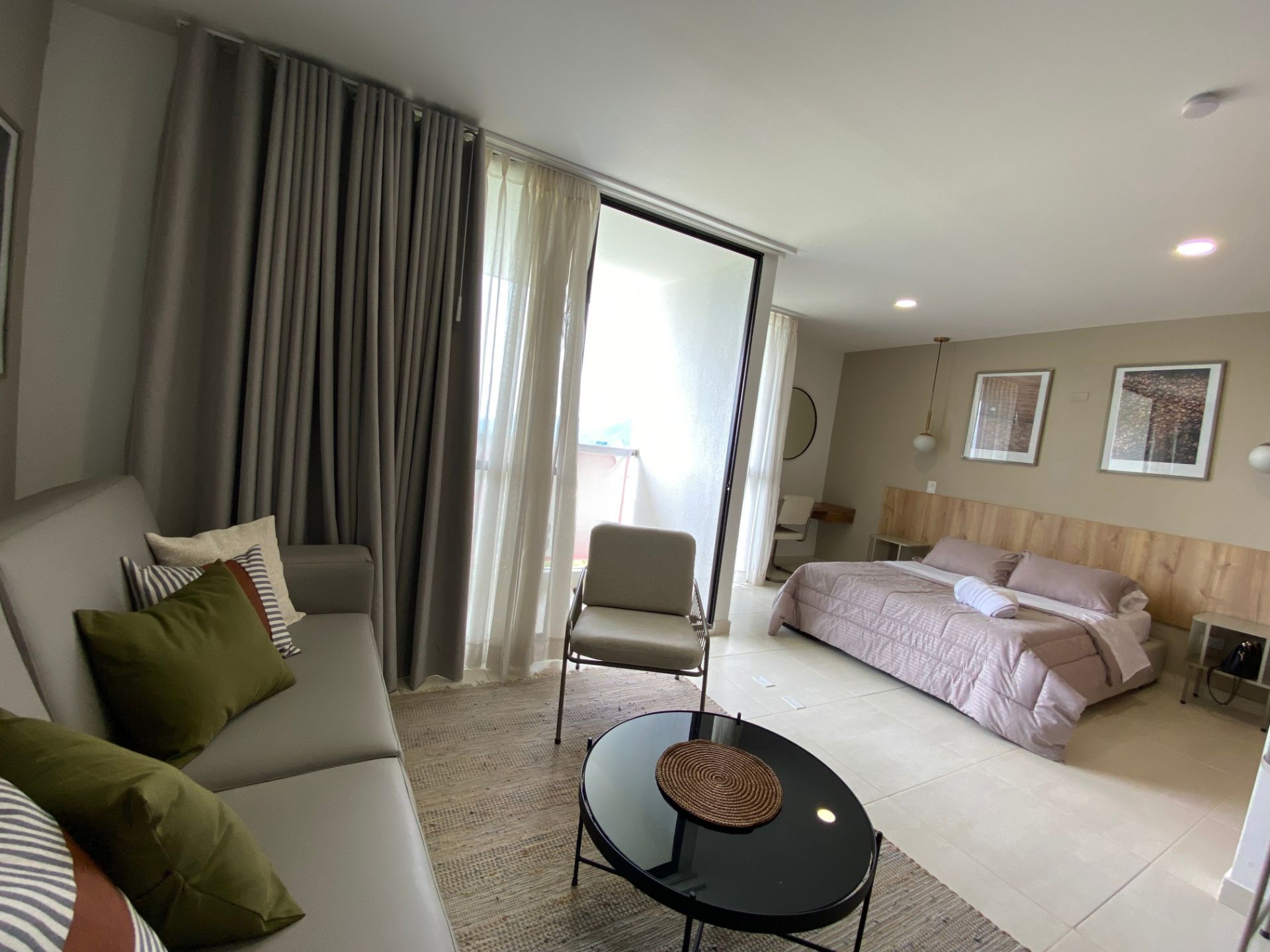 APARTASUITE CERRITOS  (2).jpg